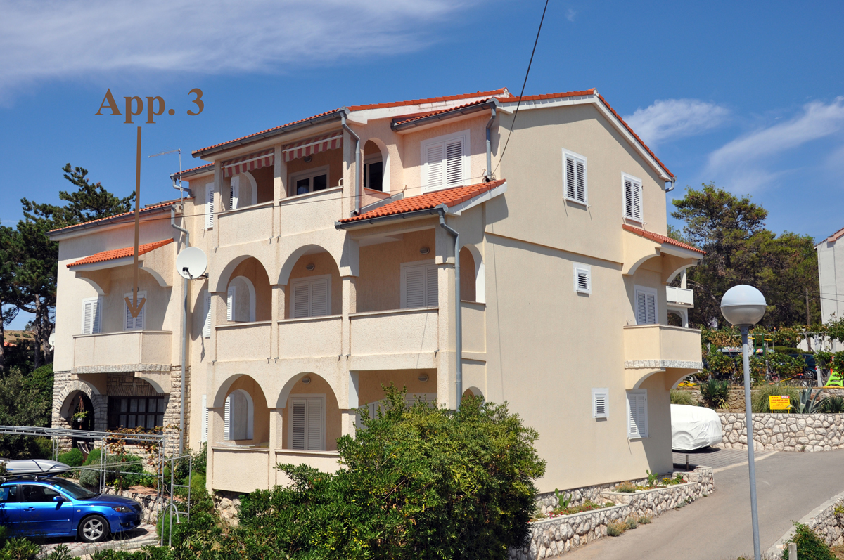 Geräumige & klimatisierte Ferienwohnung in Lopar für 4 Personen