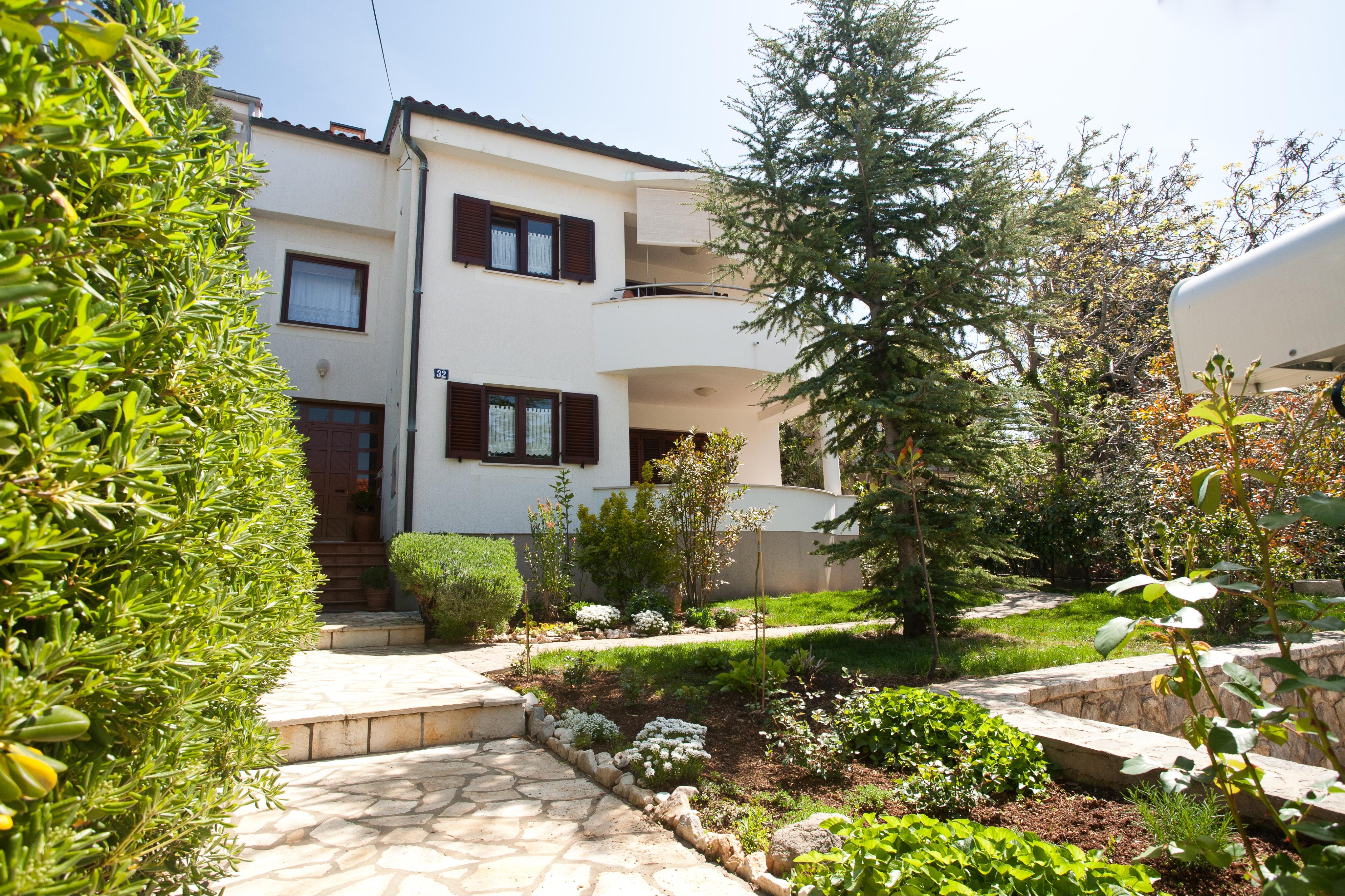 40m² Dachgeschoß-Apartment im Urlaubsort Punat