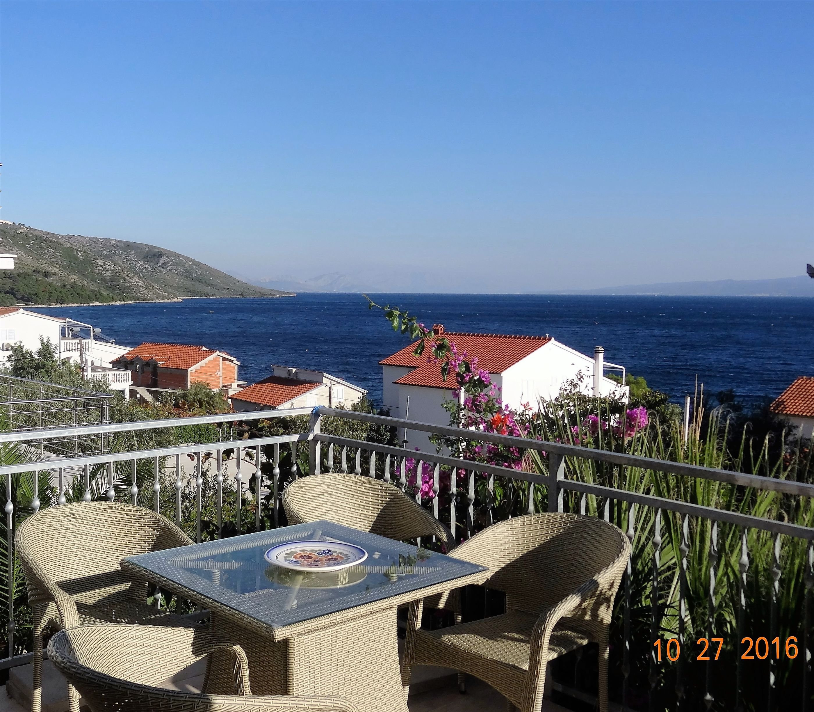 Strandnah | Apartment mit Balkon, WLAN, Sat-Tv & Klima