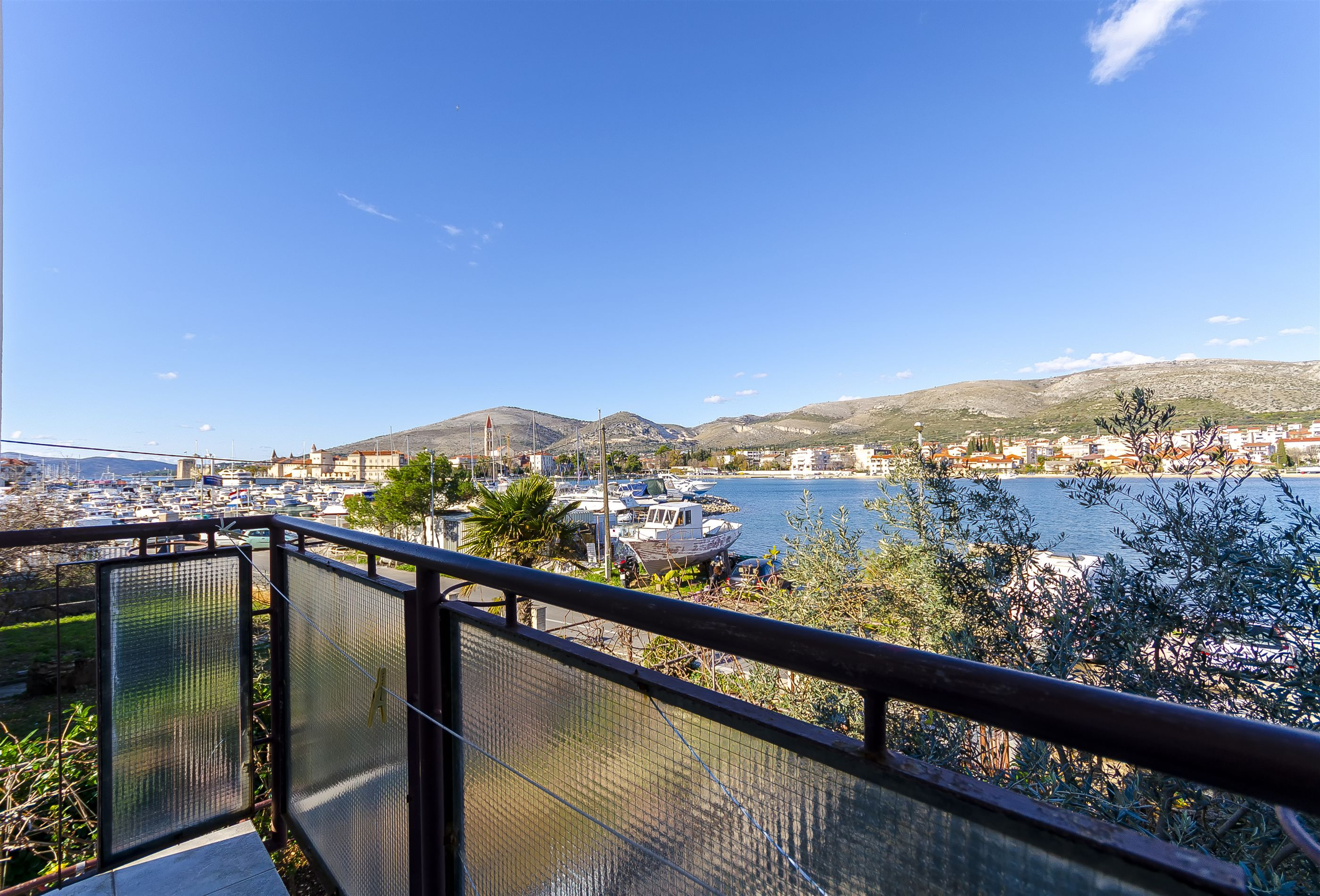 50 m zum Meer  | Meerblick-FeWo mit Klima, Sat-Tv &  WLAN