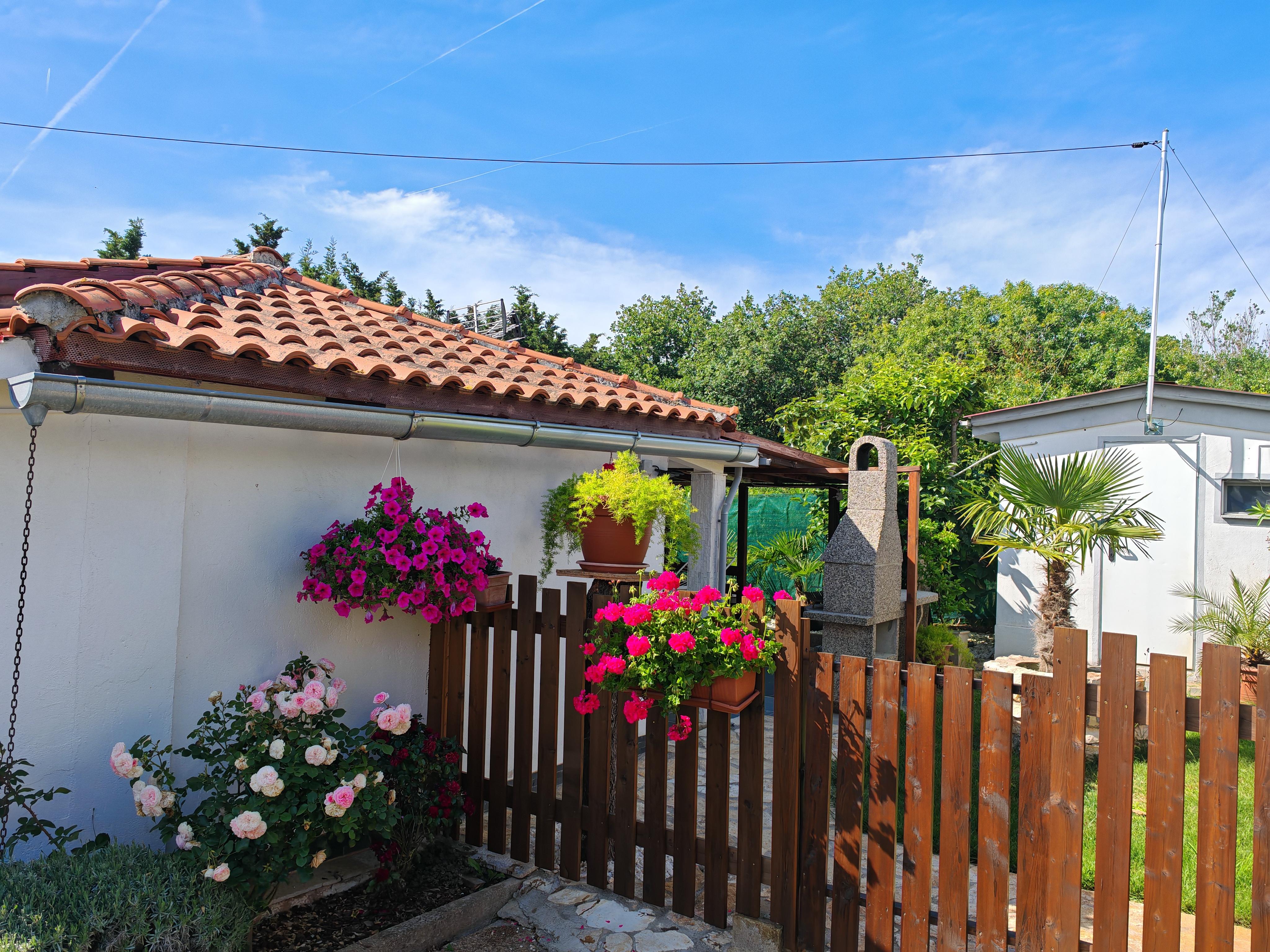 Charmantes Ferienhaus mit Sat-Tv, WLAN und Klima