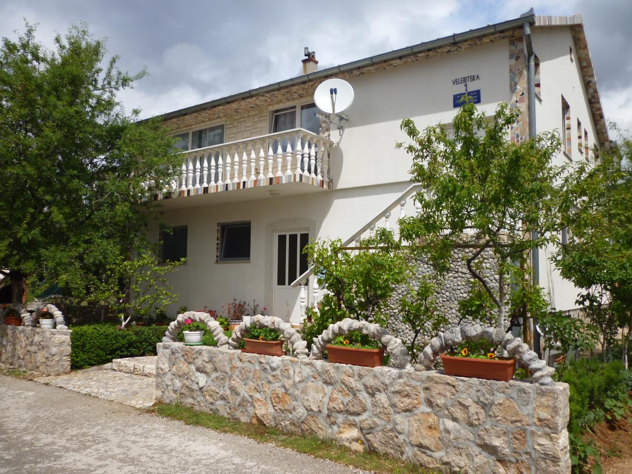 Studioapartment in Seline | 200 m vom Strand Pisak entfernt