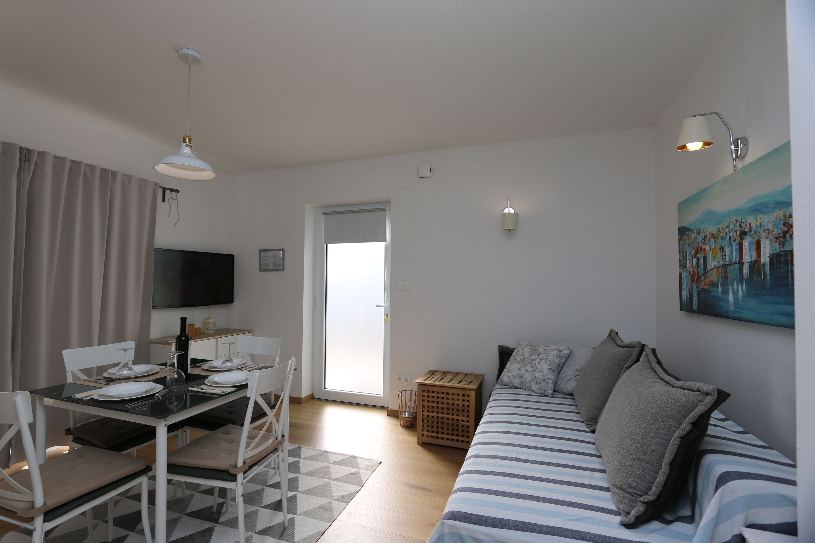 Modernes Apartment mit Klima, Sat-Tv & WLAN in Polje