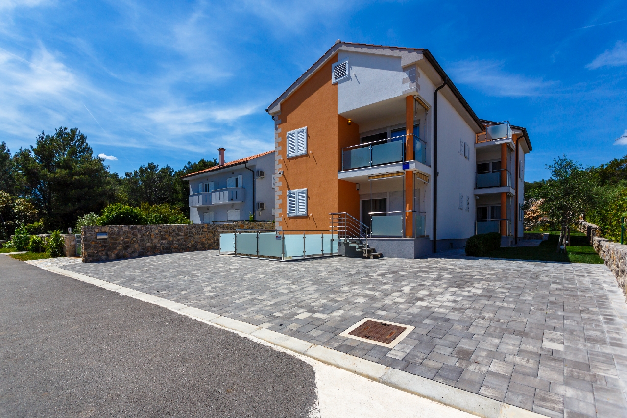 New angerichtet Apartment fuer 2 bis 3 Pers. -Wi-fi-Klimaanlage-Sat-tv