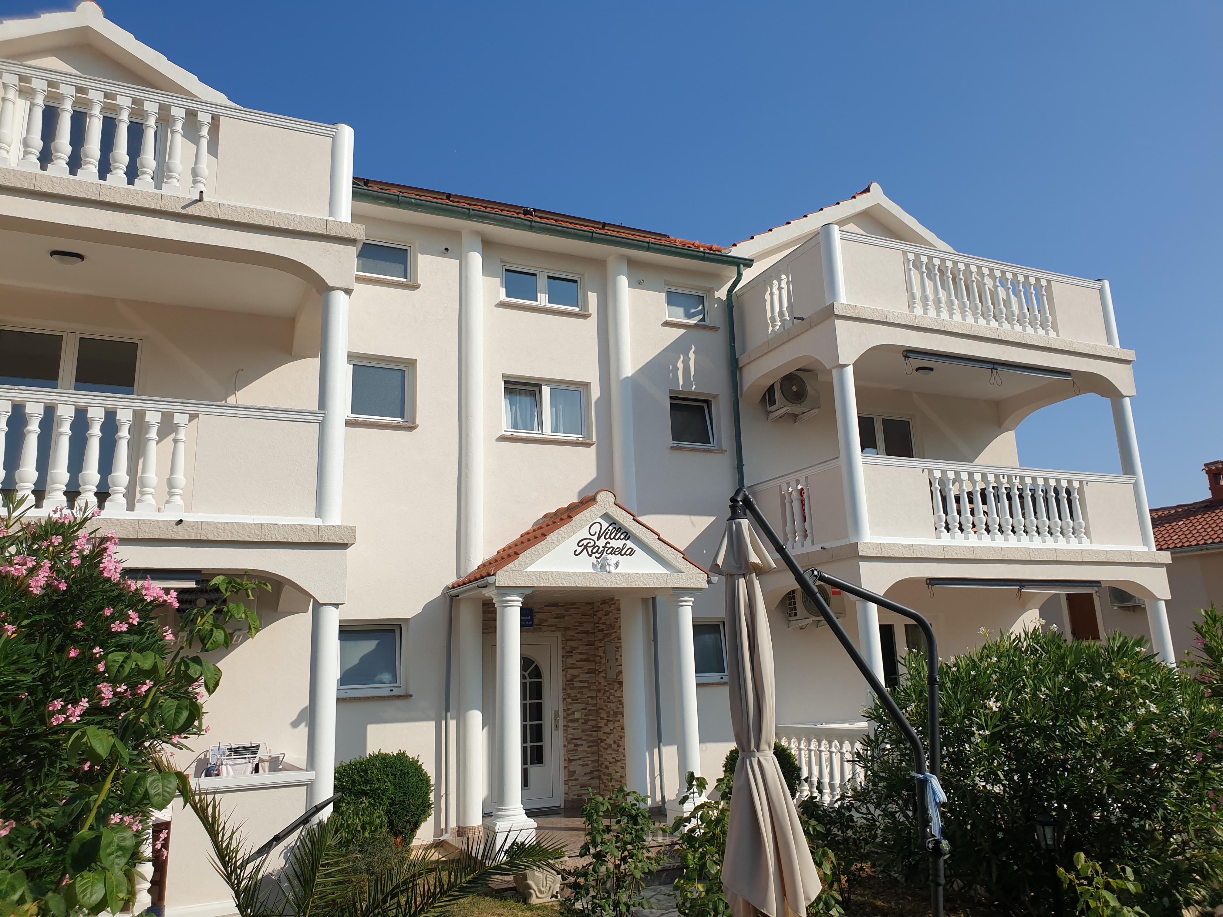 Moderne Ferienwohnung für 2 bis 4 Personen im Urlaubsort Barbat