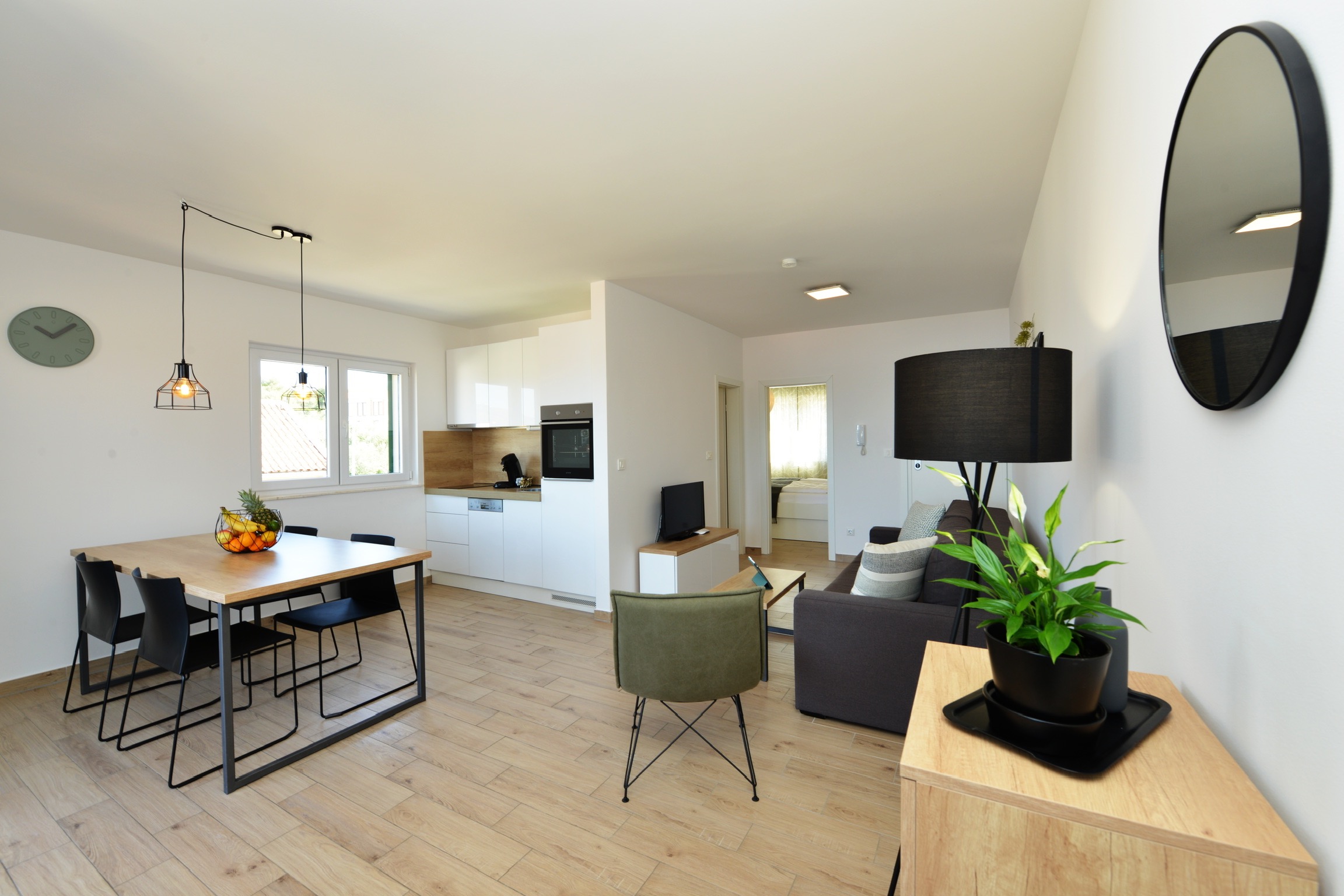 Moderne Ferienwohnung für bis zu 4 Personen mit Swimmingpool