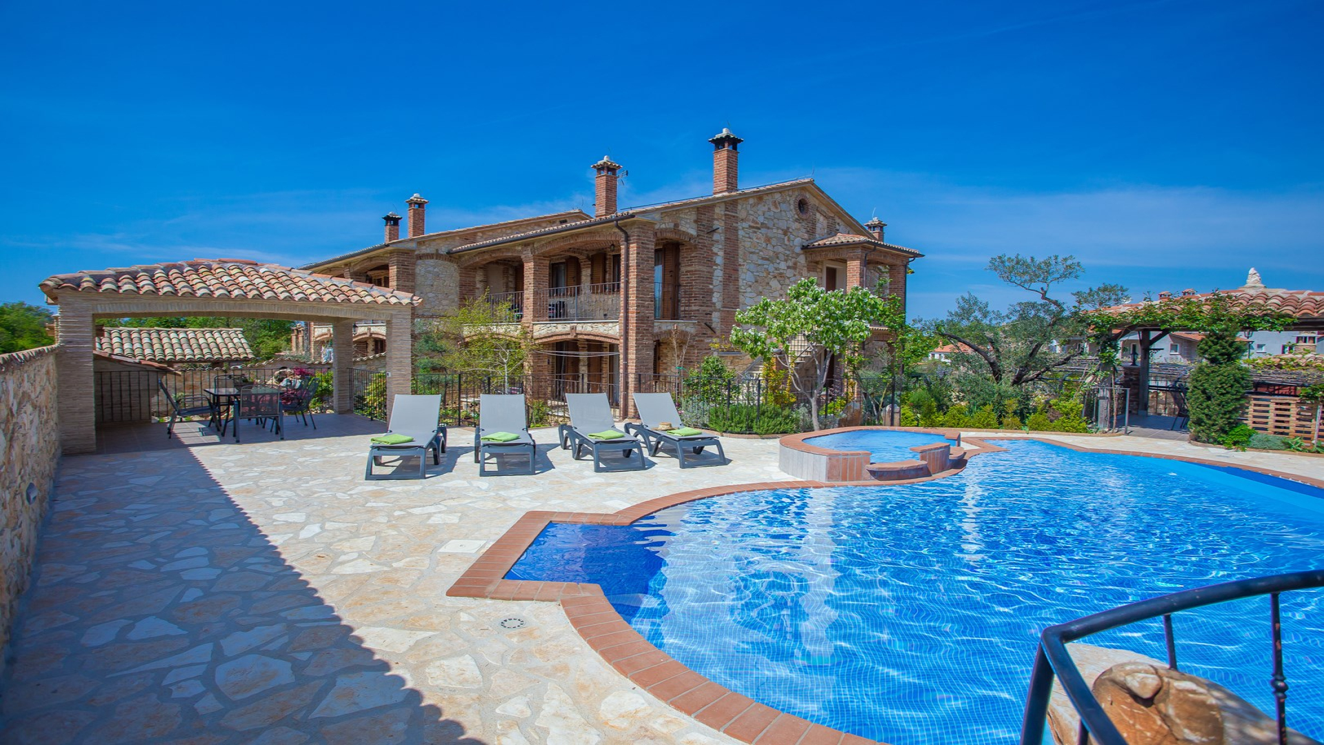 Pool genießen | Urlaubsapartment in Nova Vas bei Porec