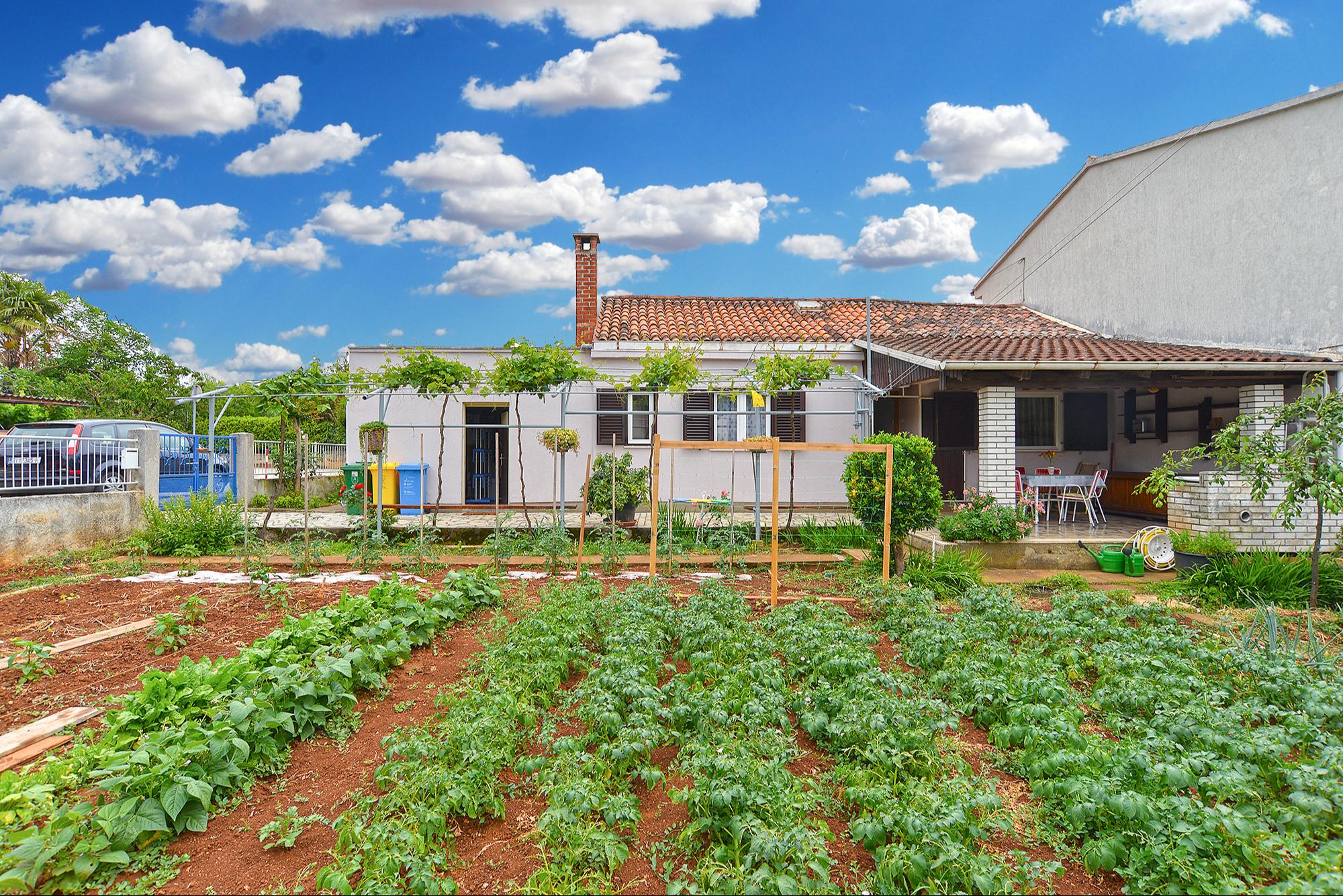 Hübsches Ferienhaus mit Klima, Sat-Tv und WLAN