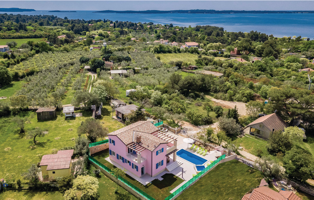 Wunderbare Villa in der Nähe von Fazana