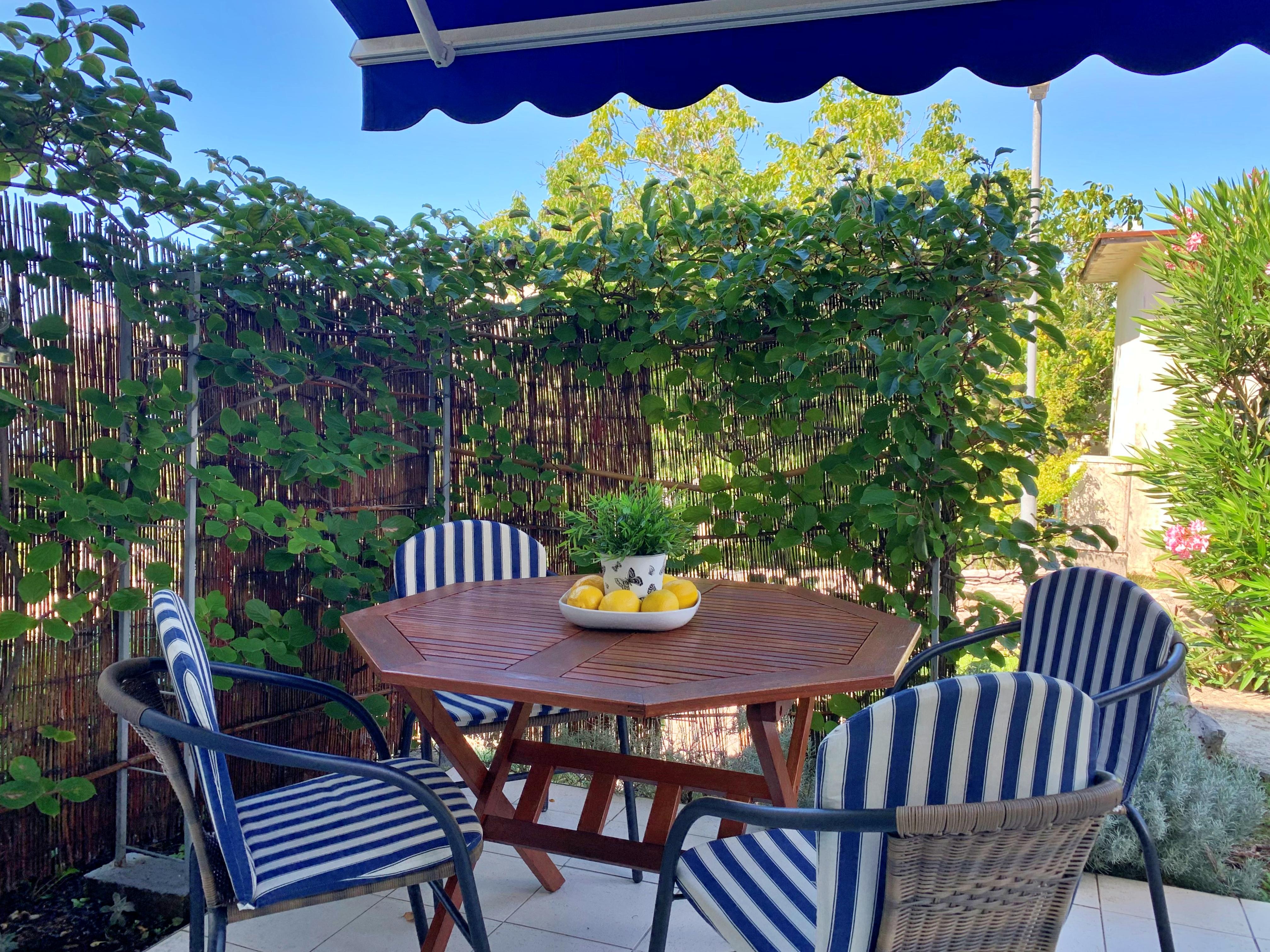 EG-Aparment mit Klima, Internet & Garten - Strand in nur 80 m