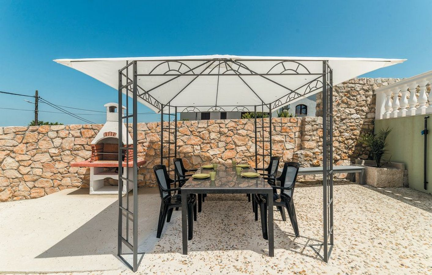 Studio auf der Insel Pasman, 300 m vom Strand entfernt