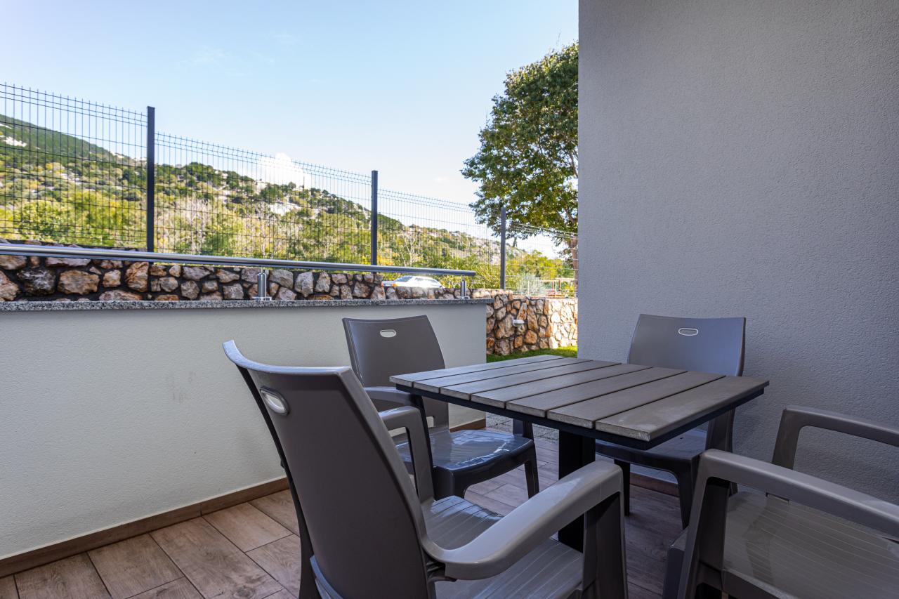 Modernes Apartment in Baska