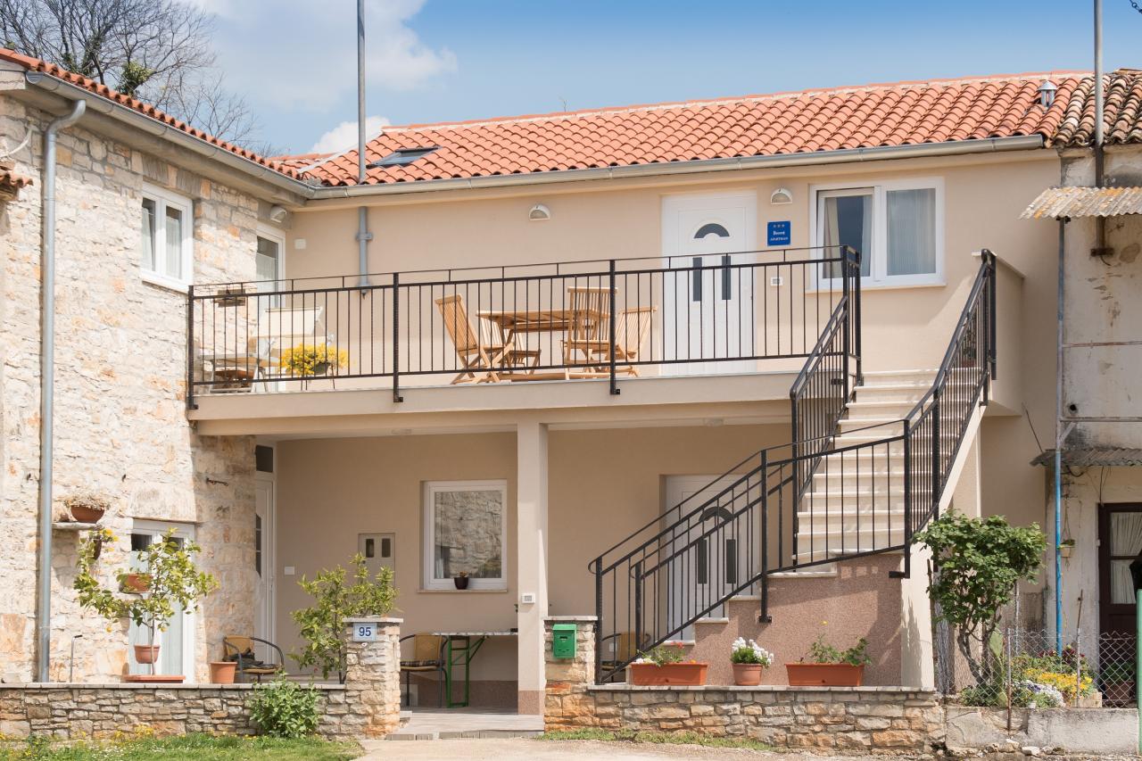 Moderne Ferienwohnung für 2 bis 4 Personen in Vabriga