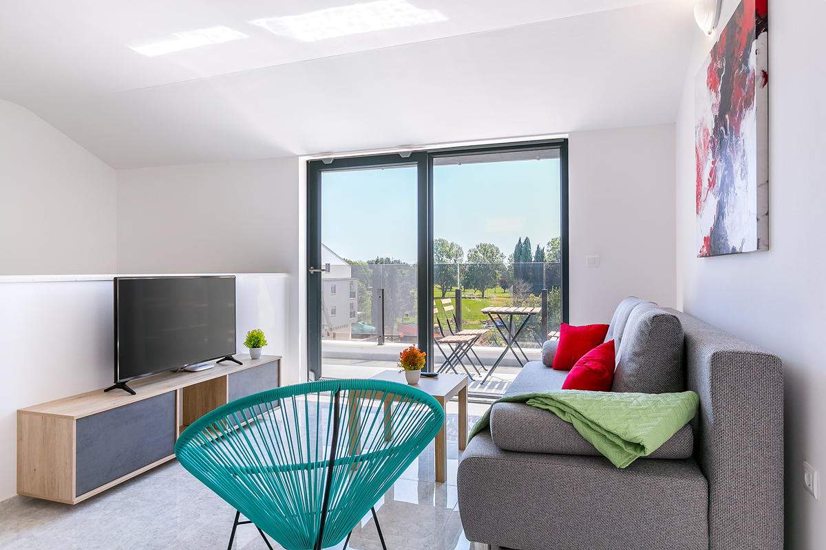 50 m zum Meer | Moderne Ferienwohnung mit Klima, Sat-Tv, WLAN