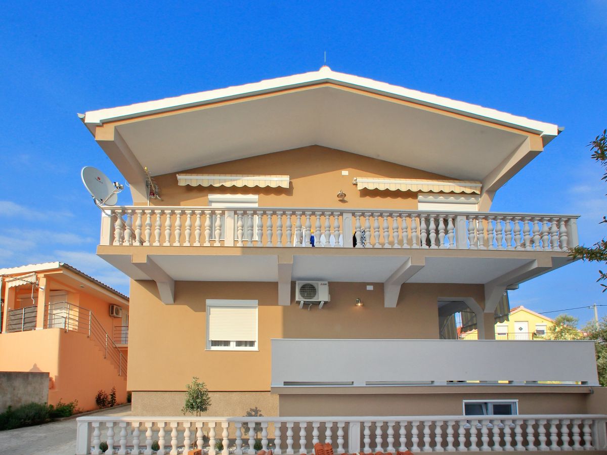 50 m zum Meer | Modernes Apartment mit Klima, Sat-Tv & WLAN