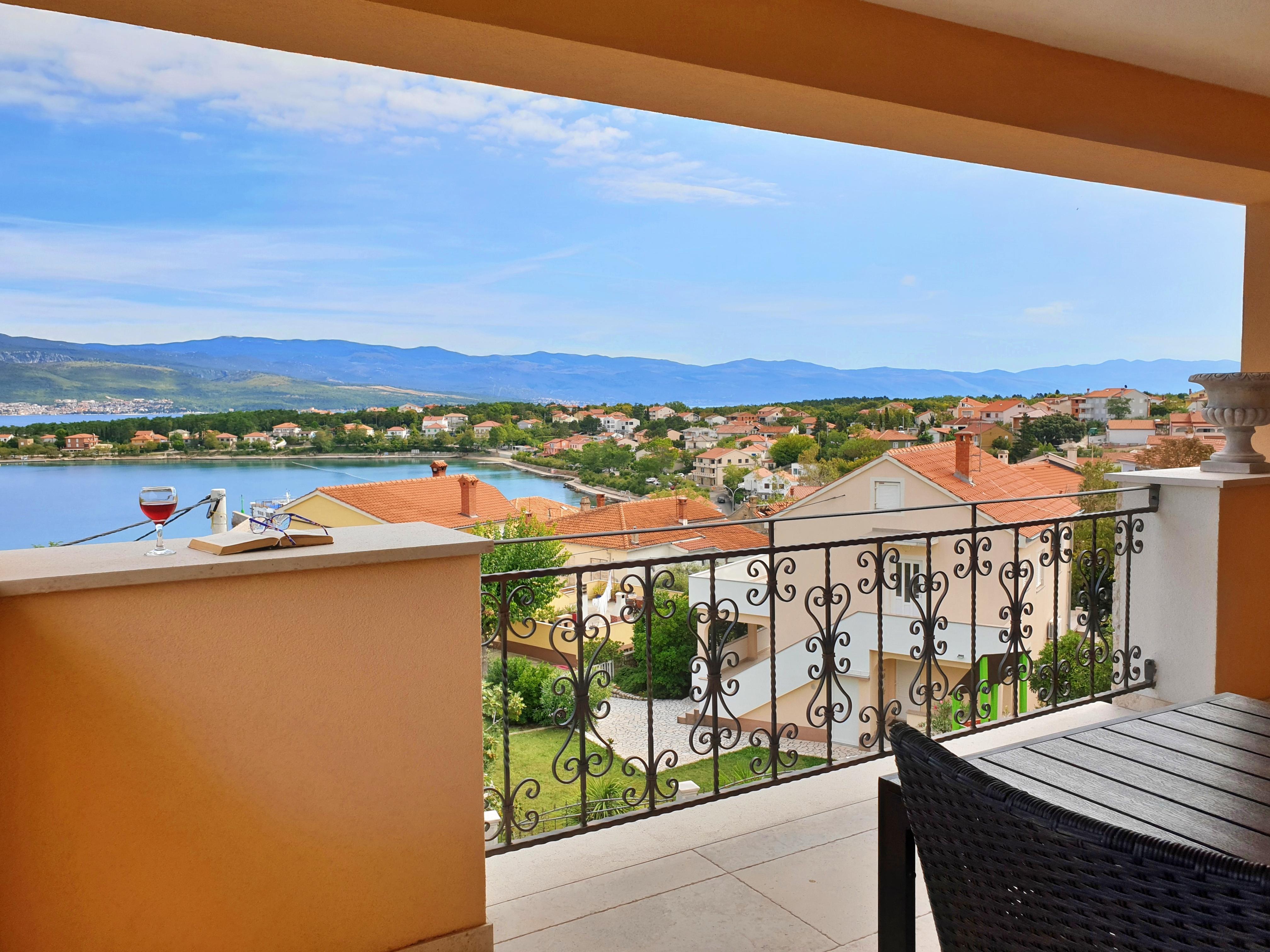 4-Sterne Apartment | Meerblick, Spielplatz, Garten, Balkon, Grill