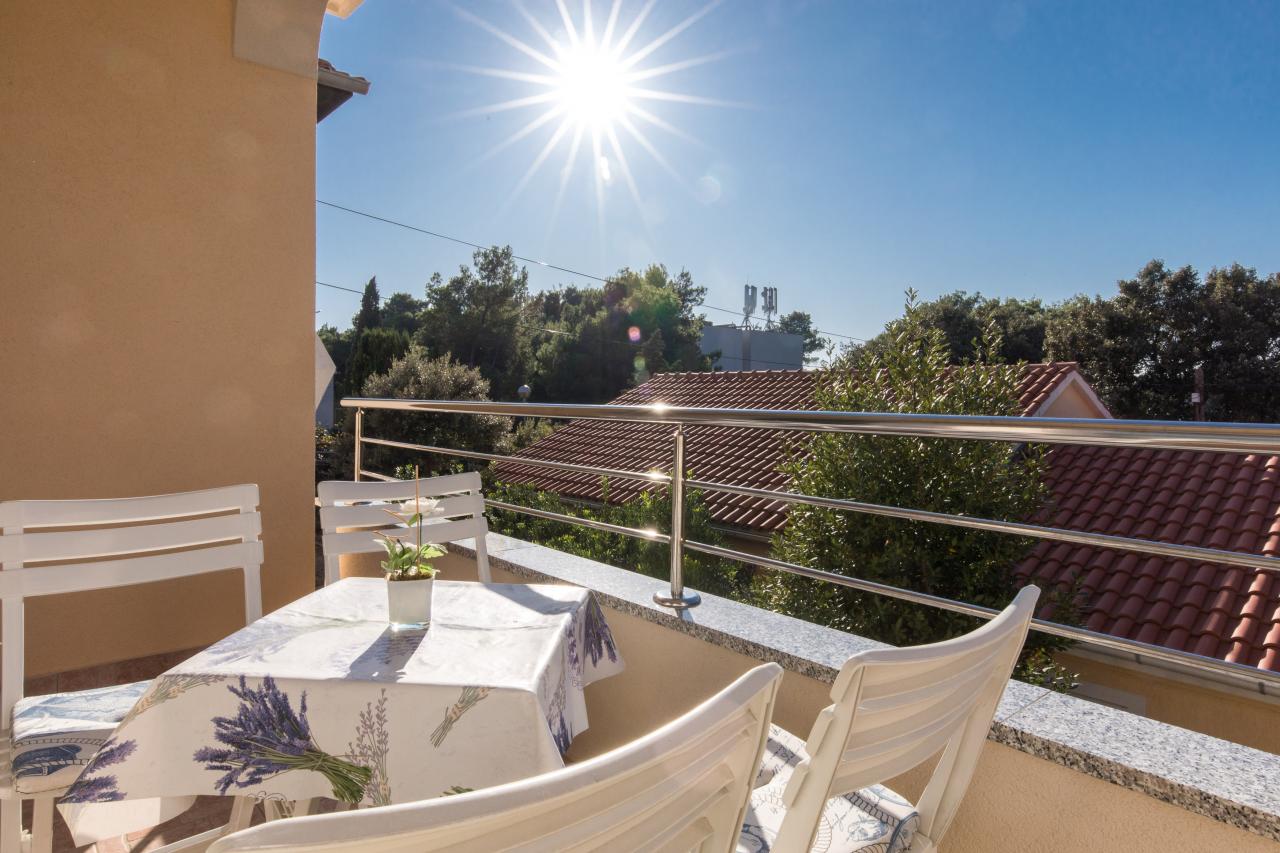 FeWo mit überdachtem Balkon - Klima & WLAN