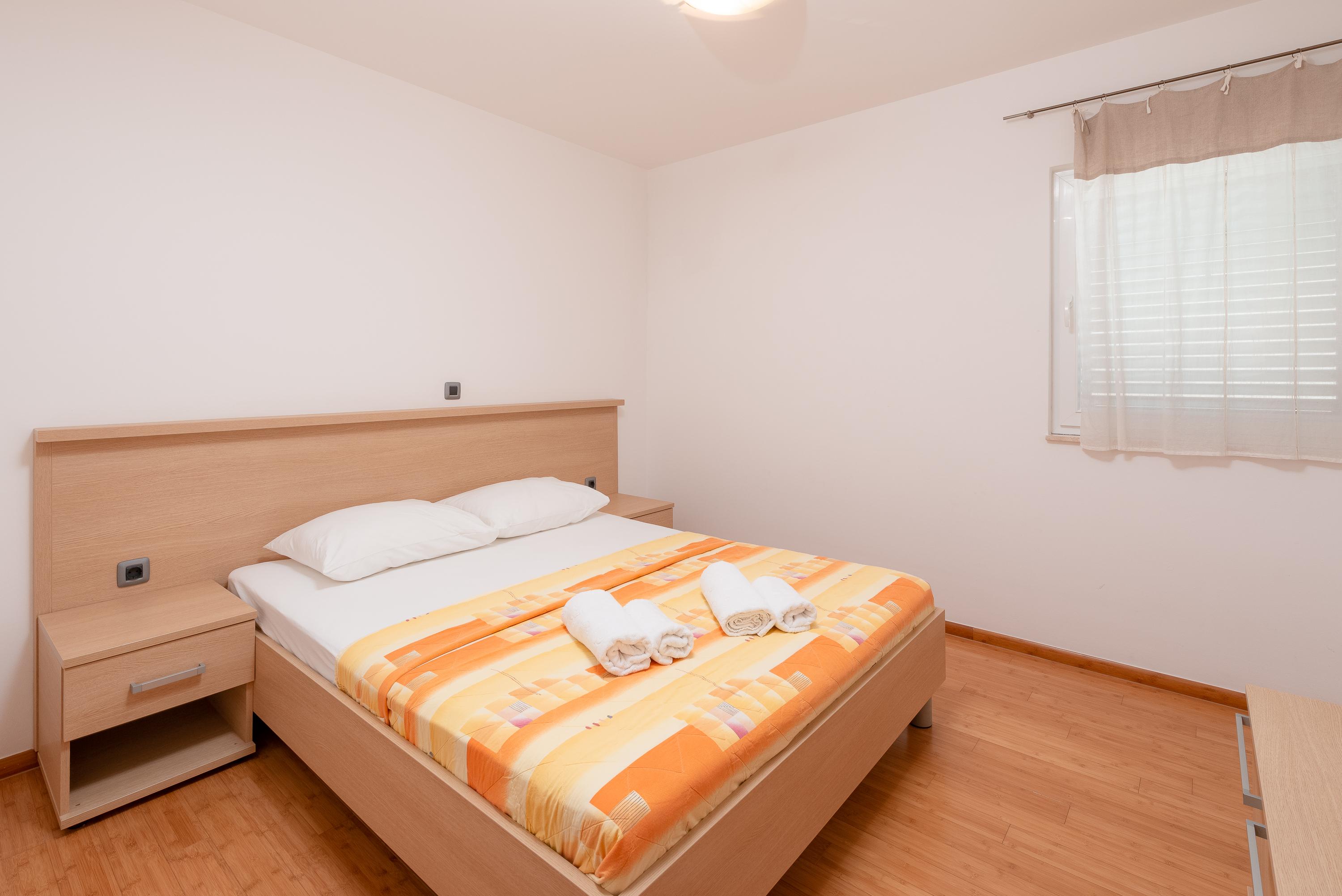 Apartment direkt am Meer | Balkon, Meerblick, 2 Schlafzimmer, Klima