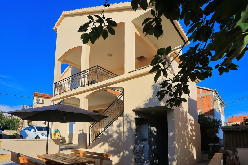 Moderne Ferienwohnung in Bibinje | sehr Strandnah