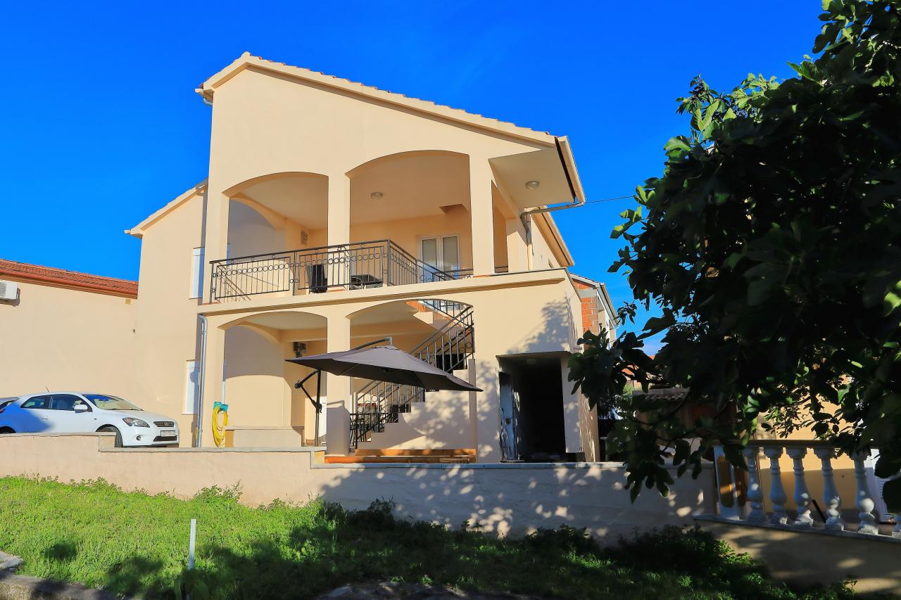 Moderne Ferienwohnung in Bibinje | sehr Strandnah