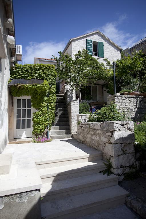Strand & Meer | Malerisches Steinhaus mit Terrasse