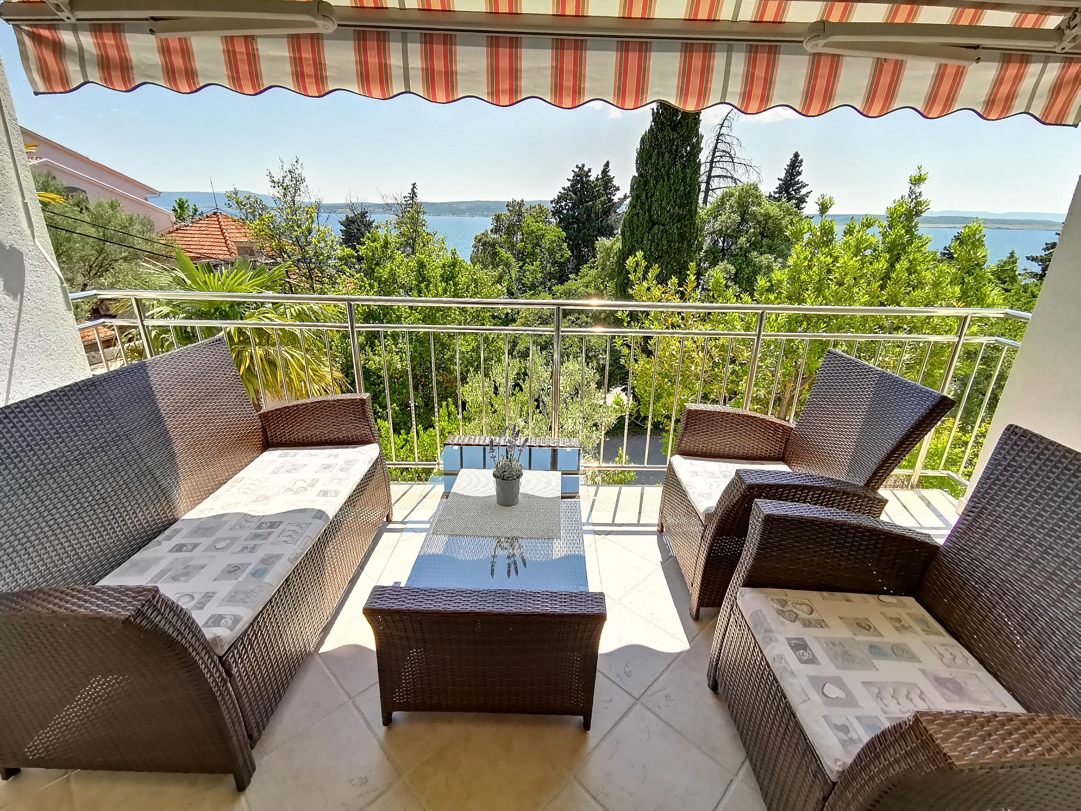 Ferienwohnung für 5 Personen / Balkon mit Meerblick, 50 m vom Meer