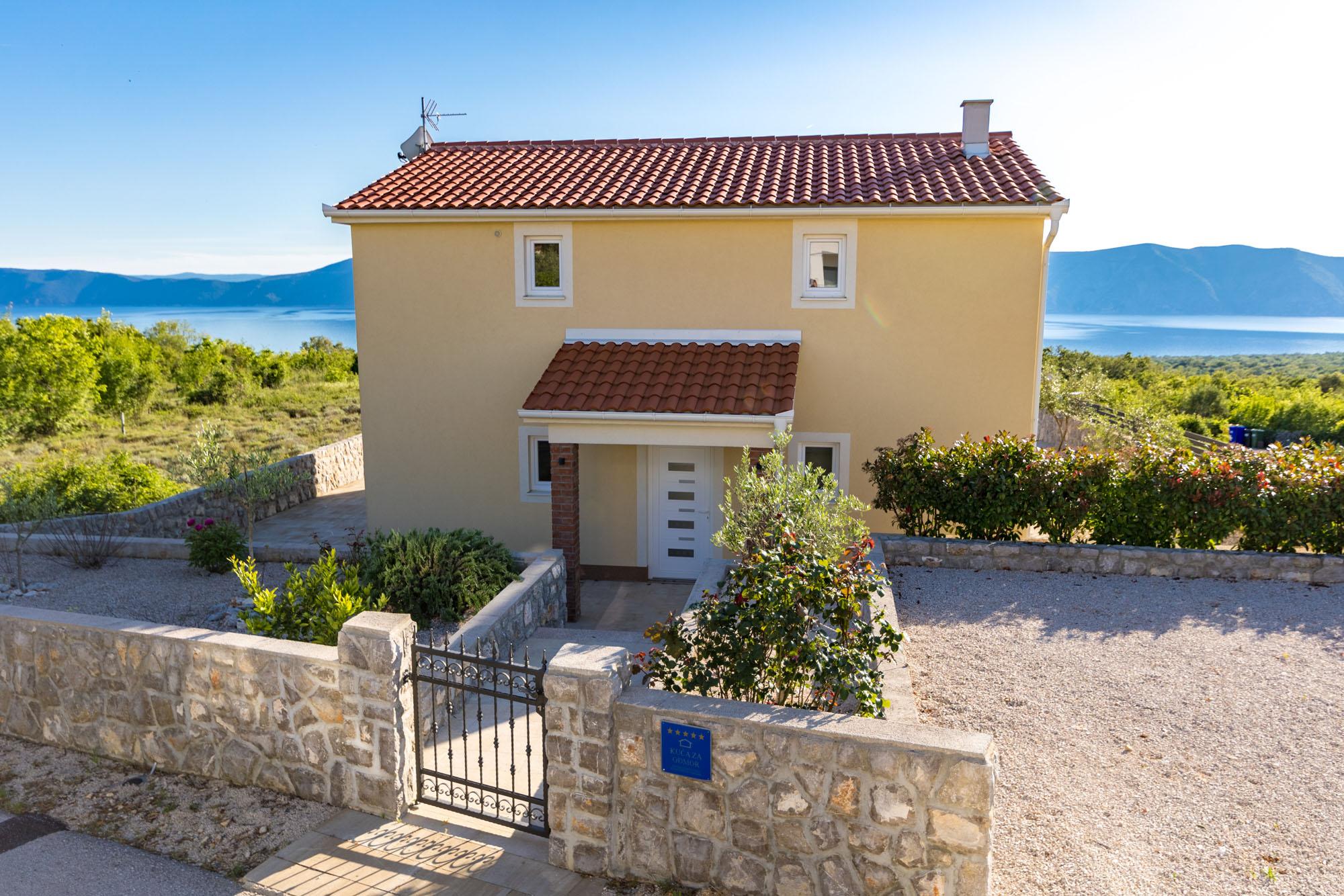 Pool genießen  Ferienhaus mit Klima, Sat-Tv, WLAN in Linardici