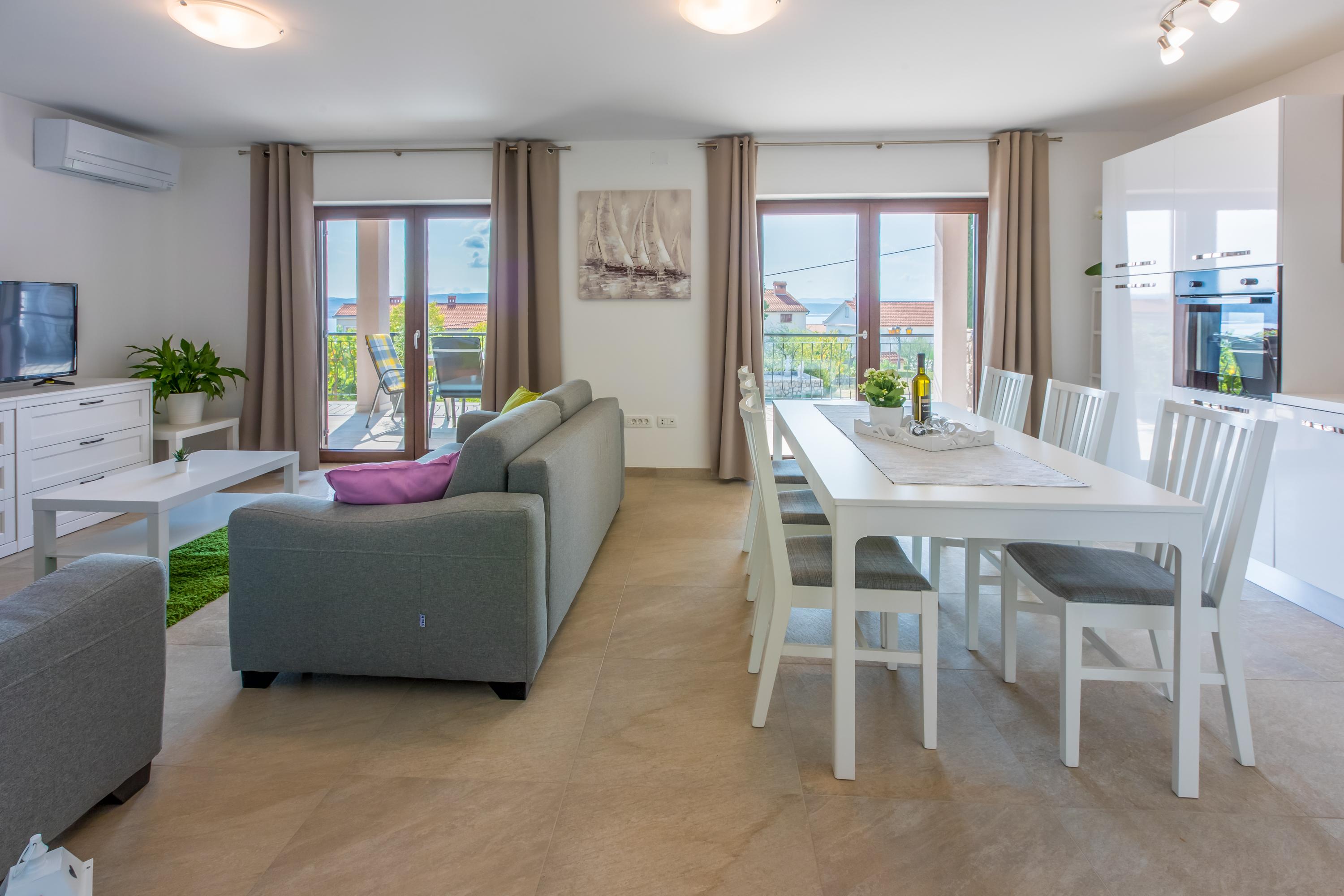 Ferienwohnung für 6 - 7 Personen / mit Terrasse mit Meerblick