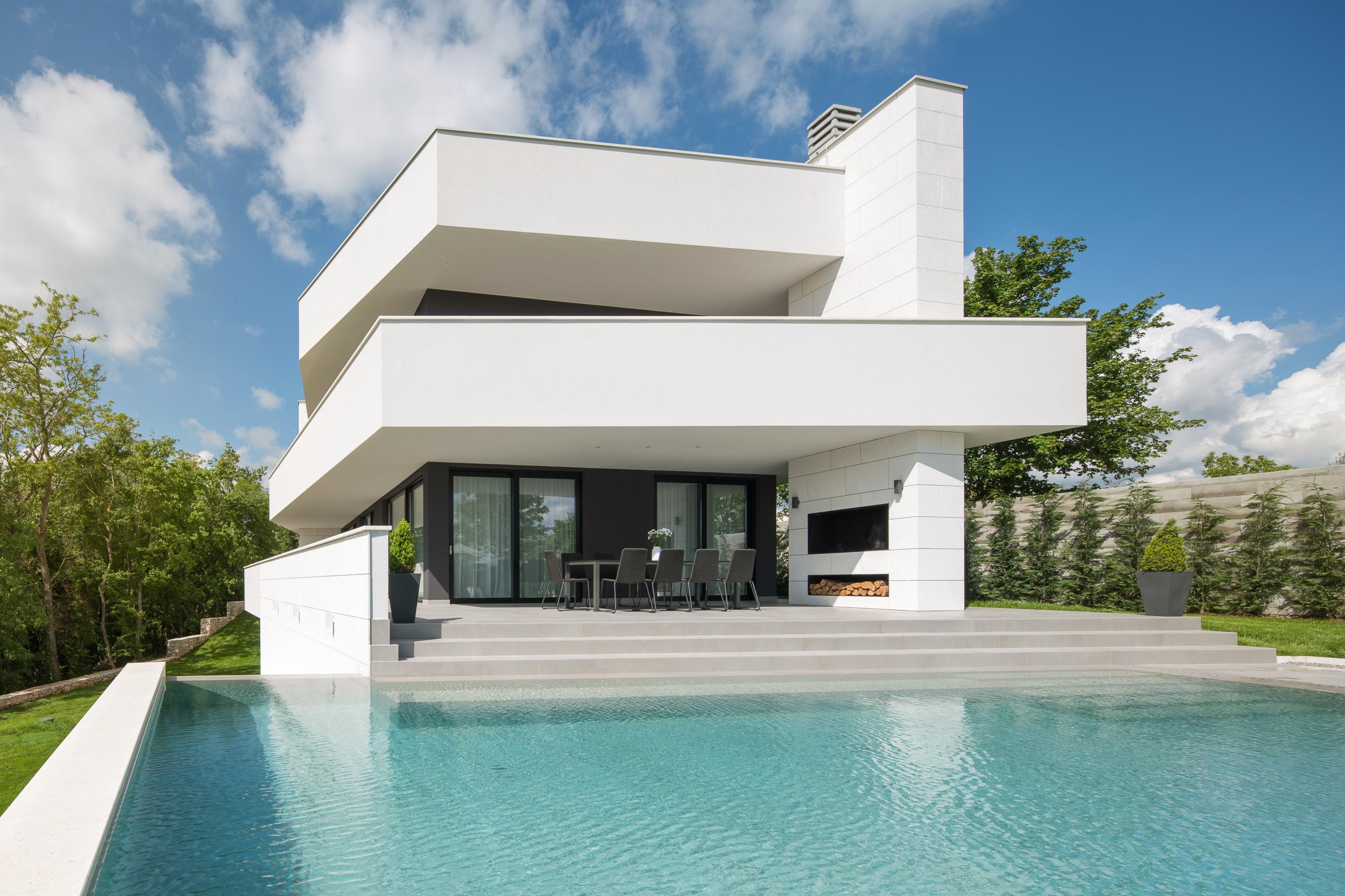 Luxuriöse Villa mit Whirlpool, zwei Swimmingpools und Sauna 