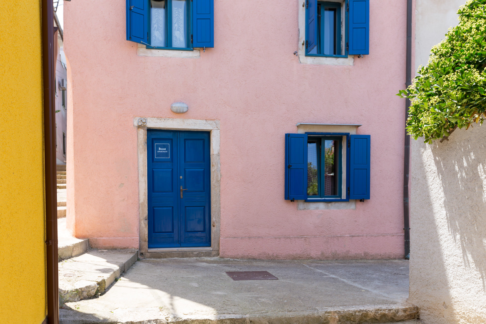 Ferienhaus mit Sat-Tv, WLAN und Garten