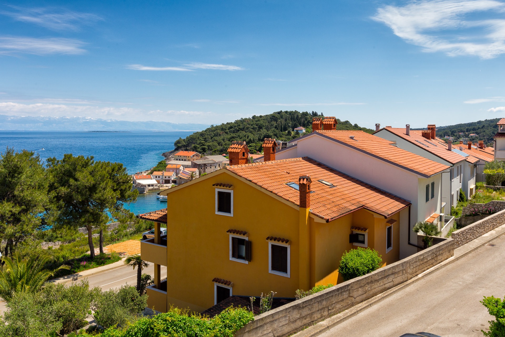 Apartment mit Meerblick, nur 100 m zum Strand