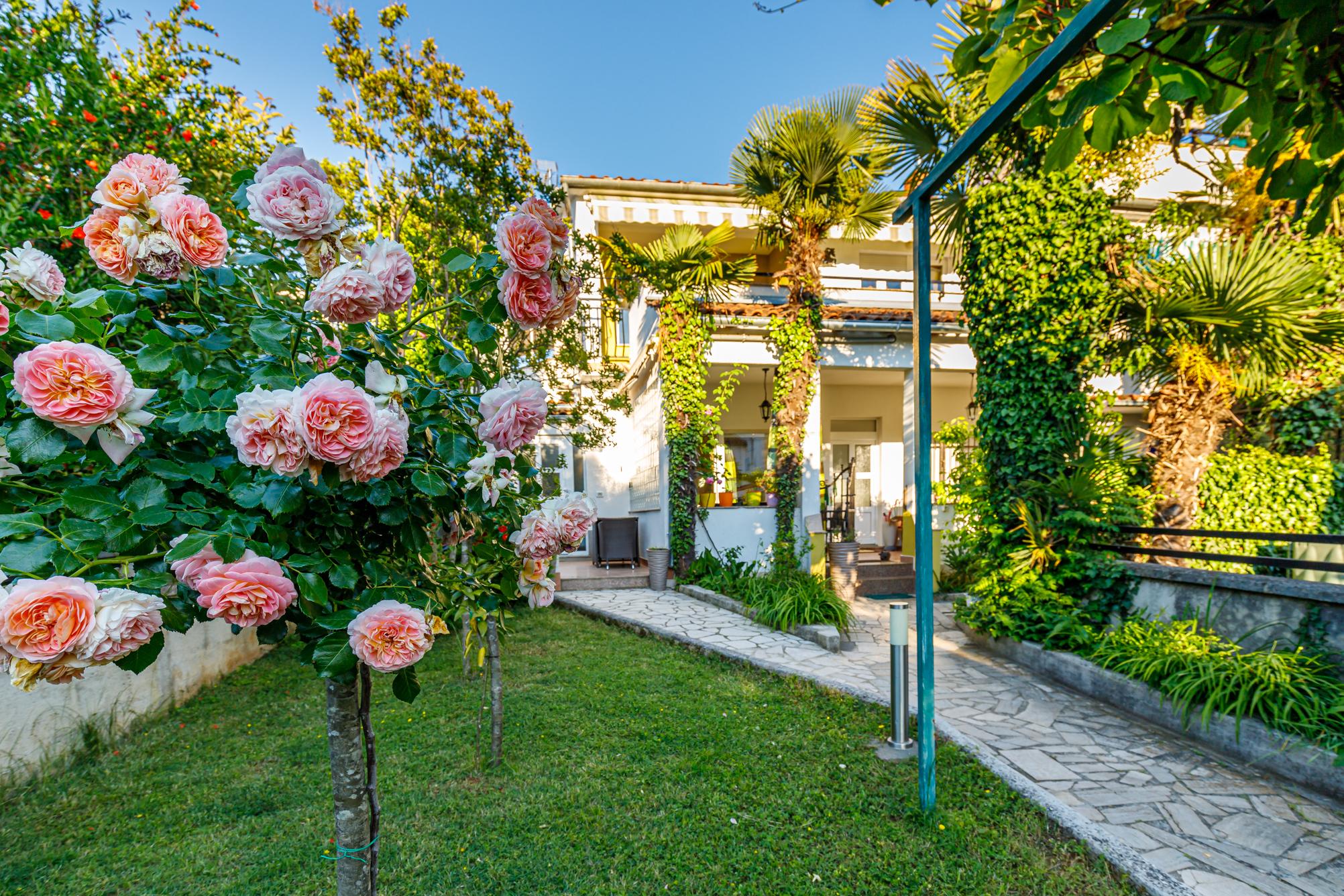150 m zum Strand | Schönes Apartment mit WLAN, Sat-Tv & Klima