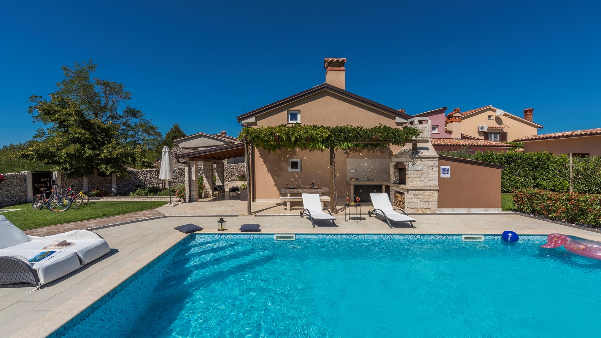 Ferienhaus mit Swimmingpool in Ružići bei Labin/Rabac