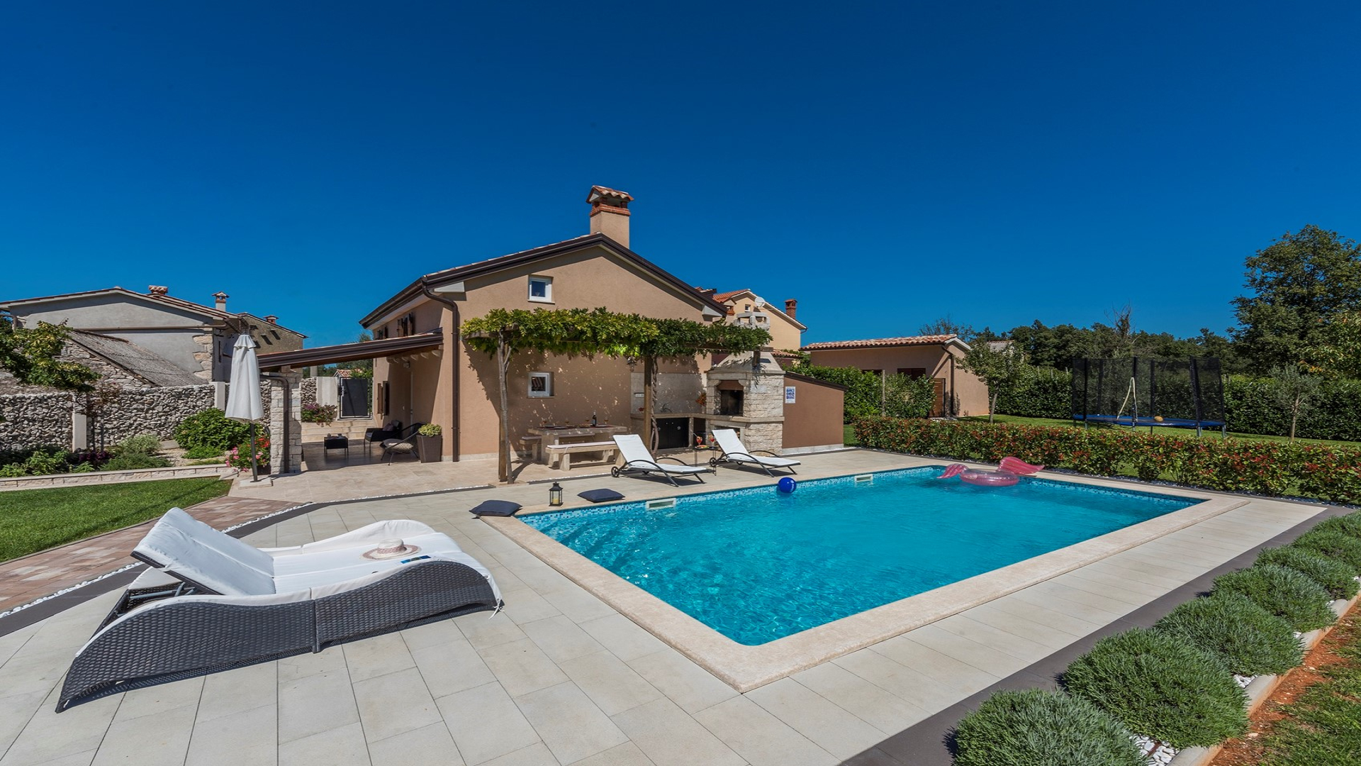 Ferienhaus mit Swimmingpool in Ružići bei Labin/Rabac
