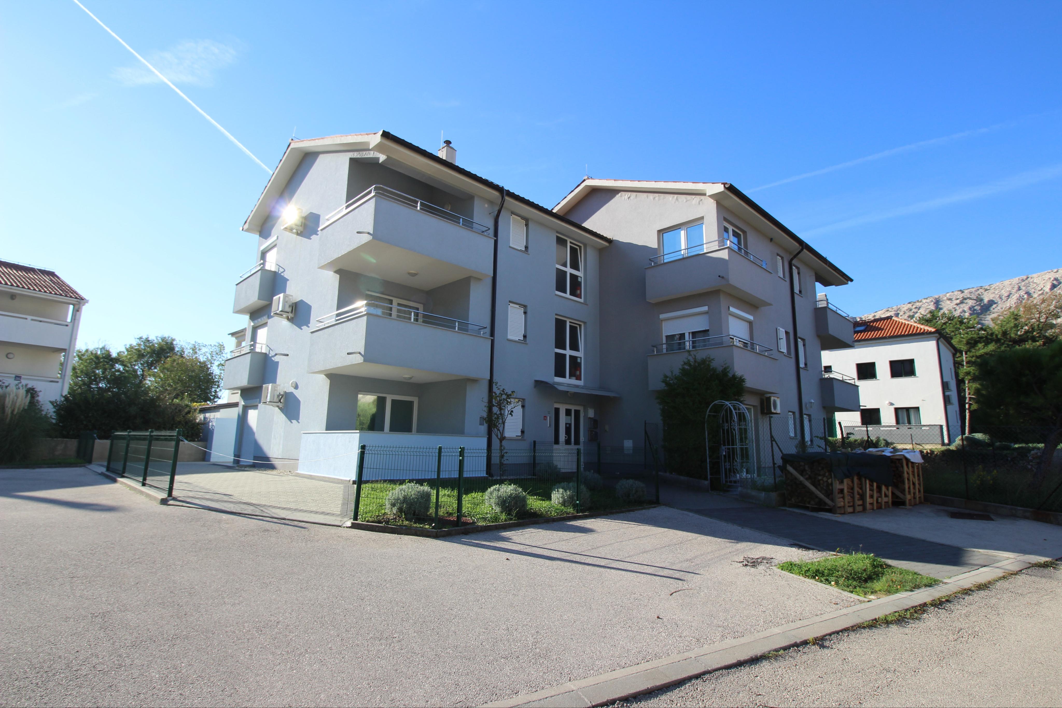 Am Ortsrand gelegenes Appartement für 4-5 Personen mit Balkon