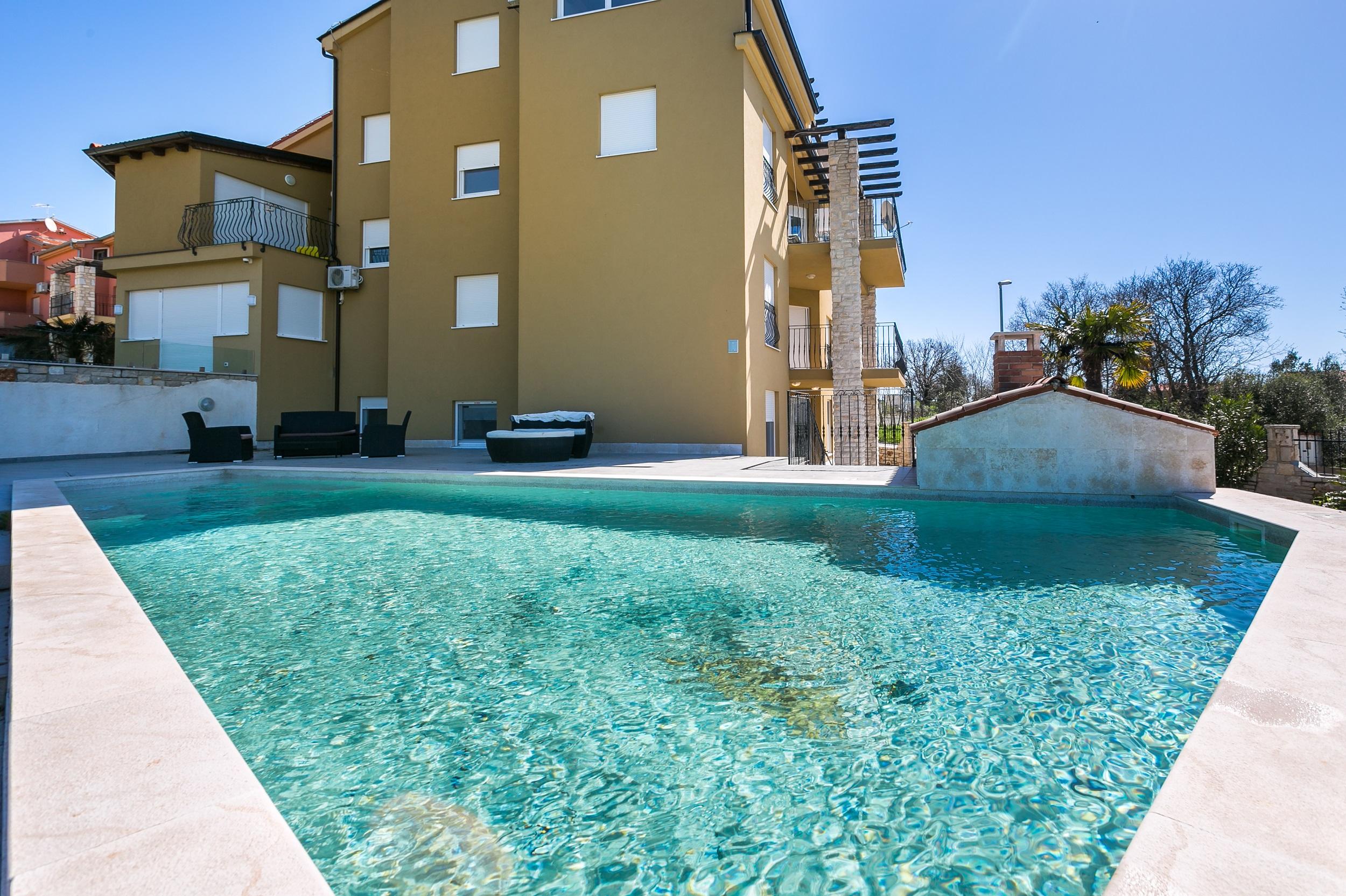 Luxusapartment mit privatem Pool in Medulin