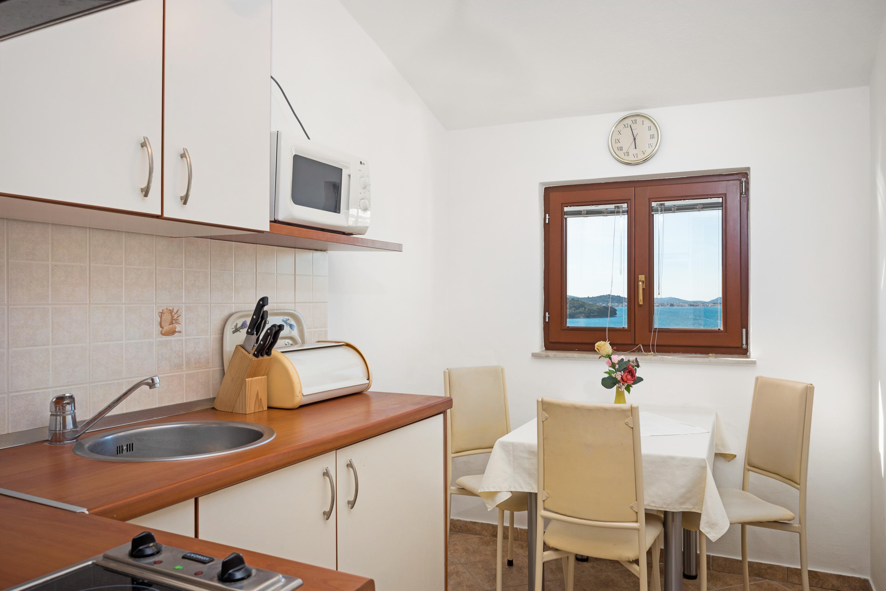 Apartment für drei Personen in Tisno