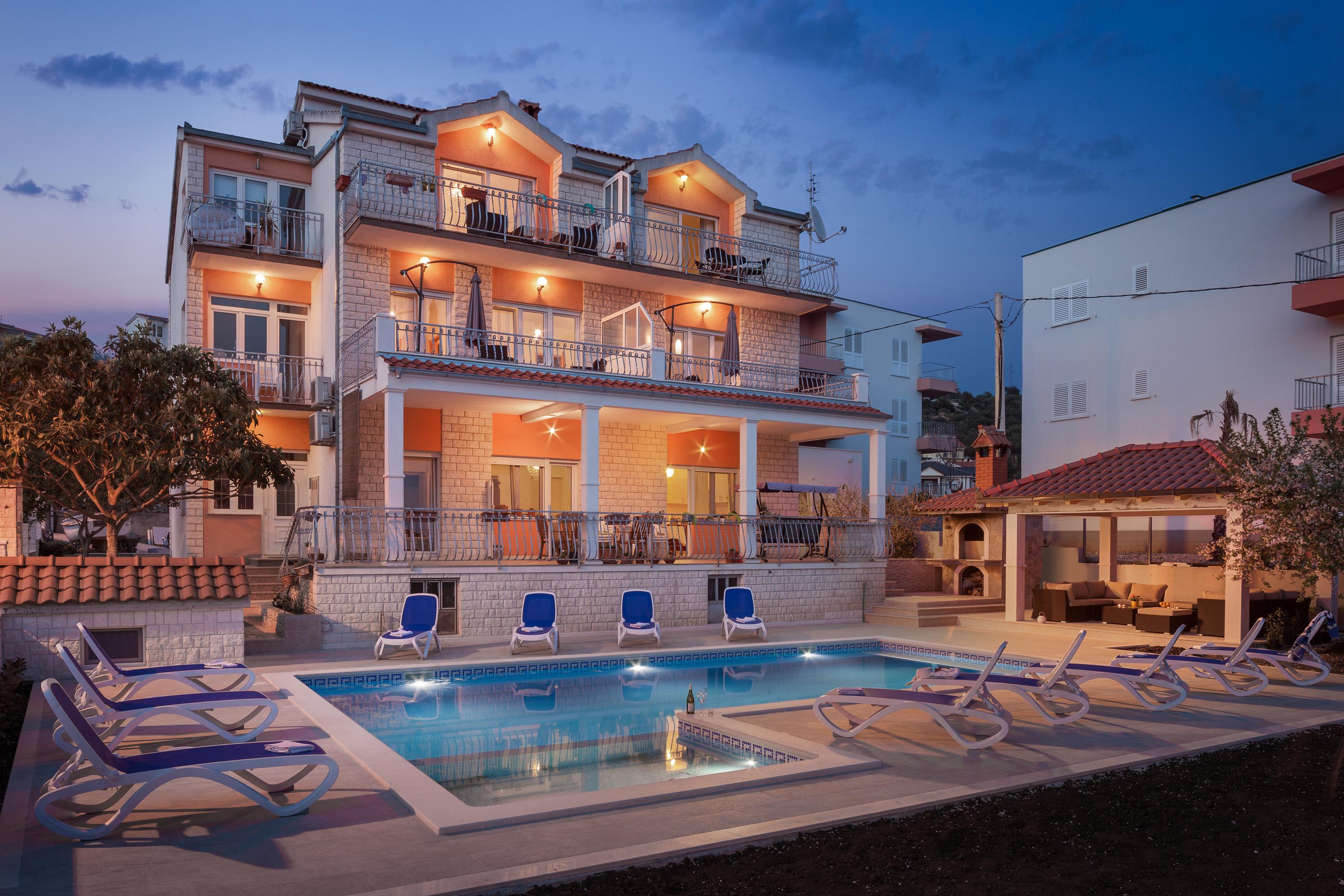Apartment für 5 Personen in Marina mit Gemeinschaftspool