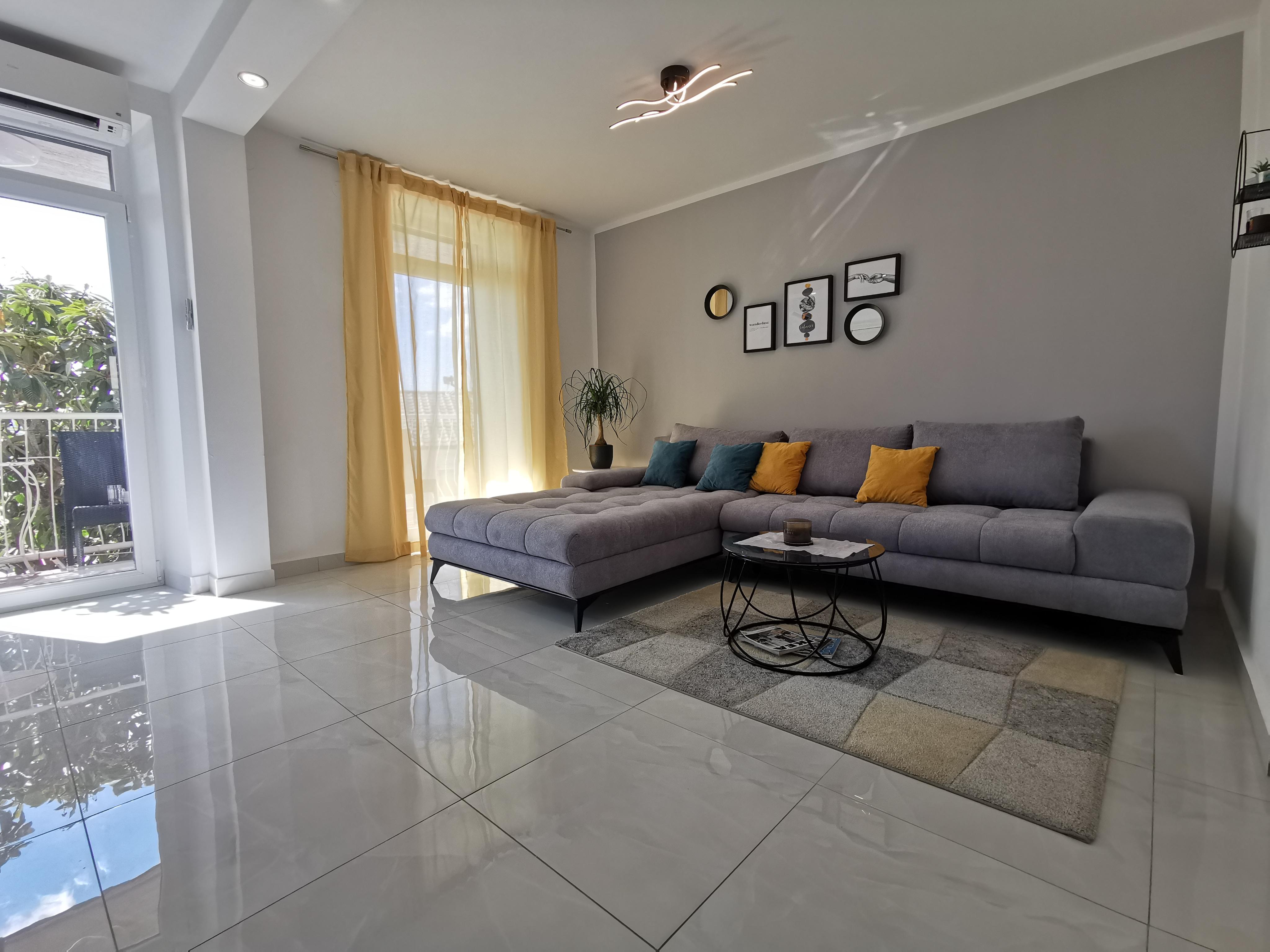 Schöne Ferienwohnung mit Balkon und Meerblick in Crikvenica