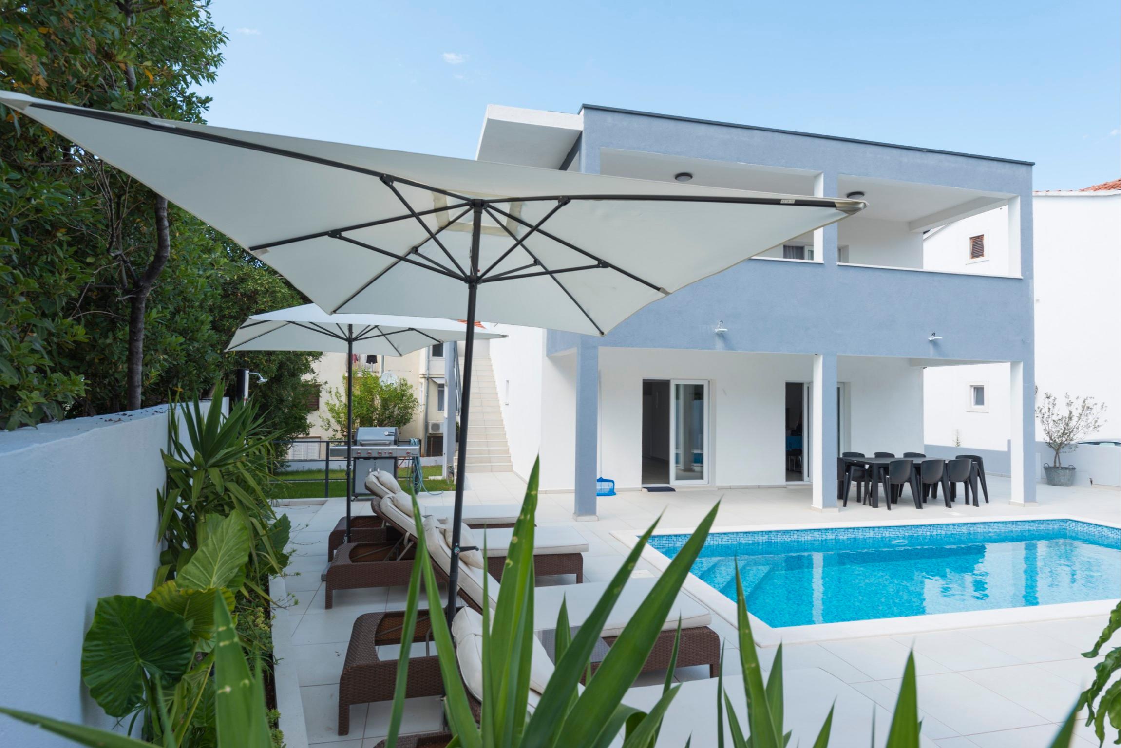 Schönes Ferienhaus mit Pool auf der Insel Brac