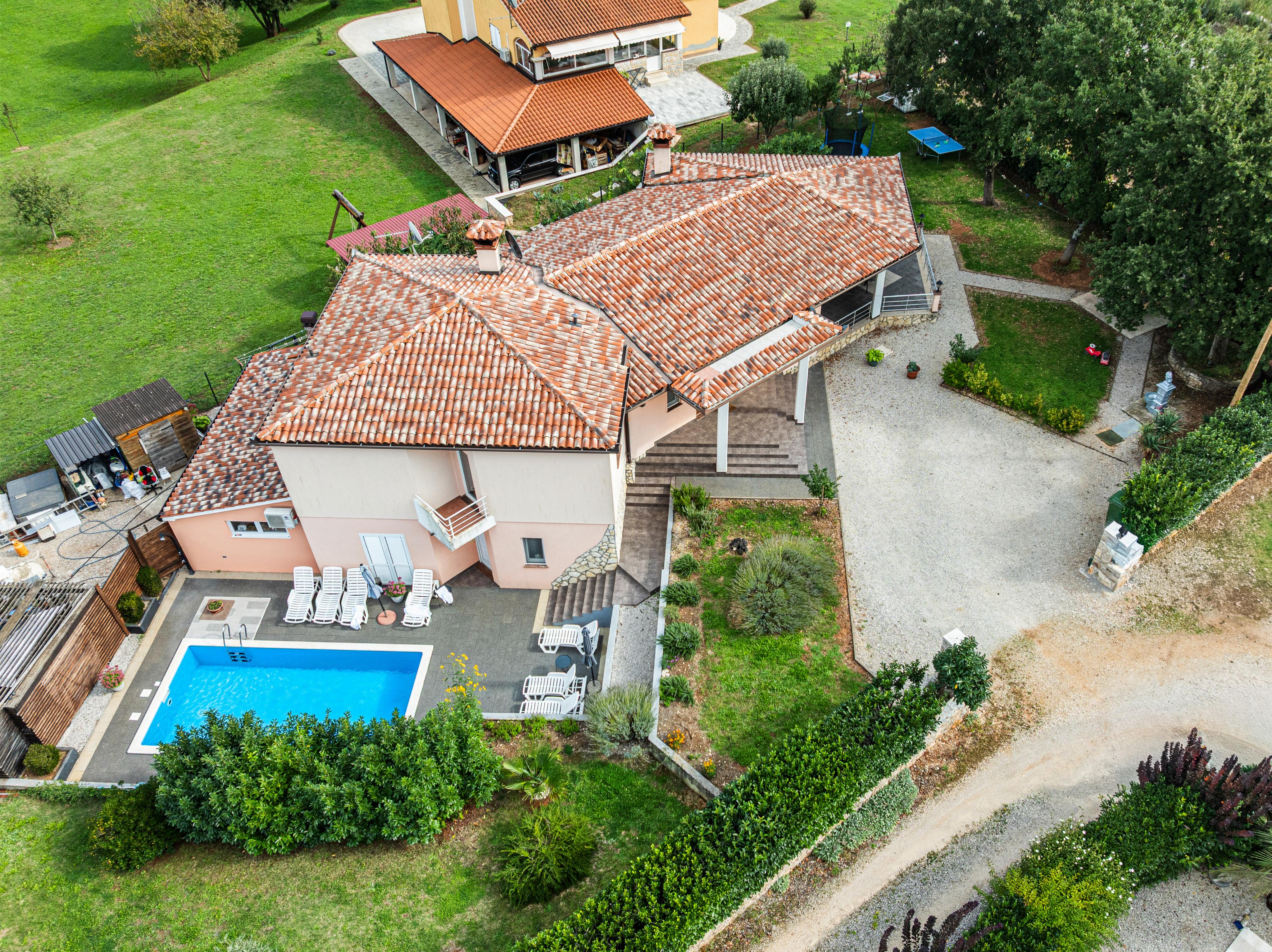 Idyllisches Haus mit Pool für 8 Personen