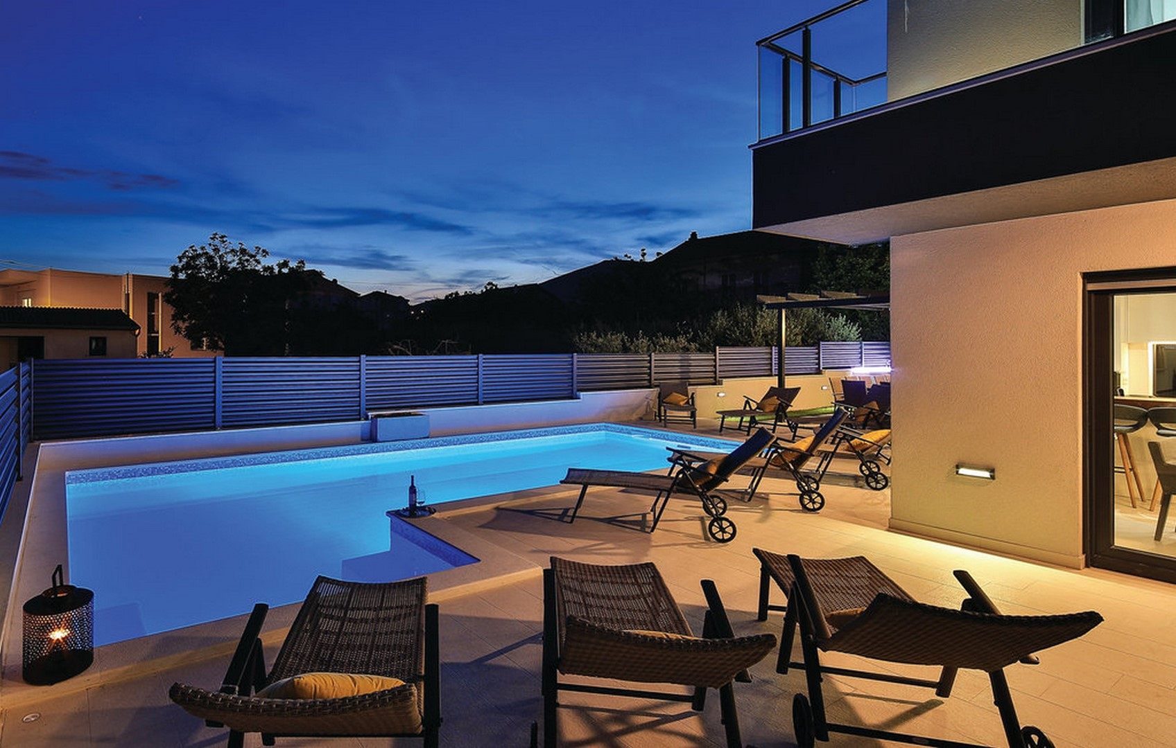 Luxusvilla mit Pool für 16 Personen in Kastel Novi