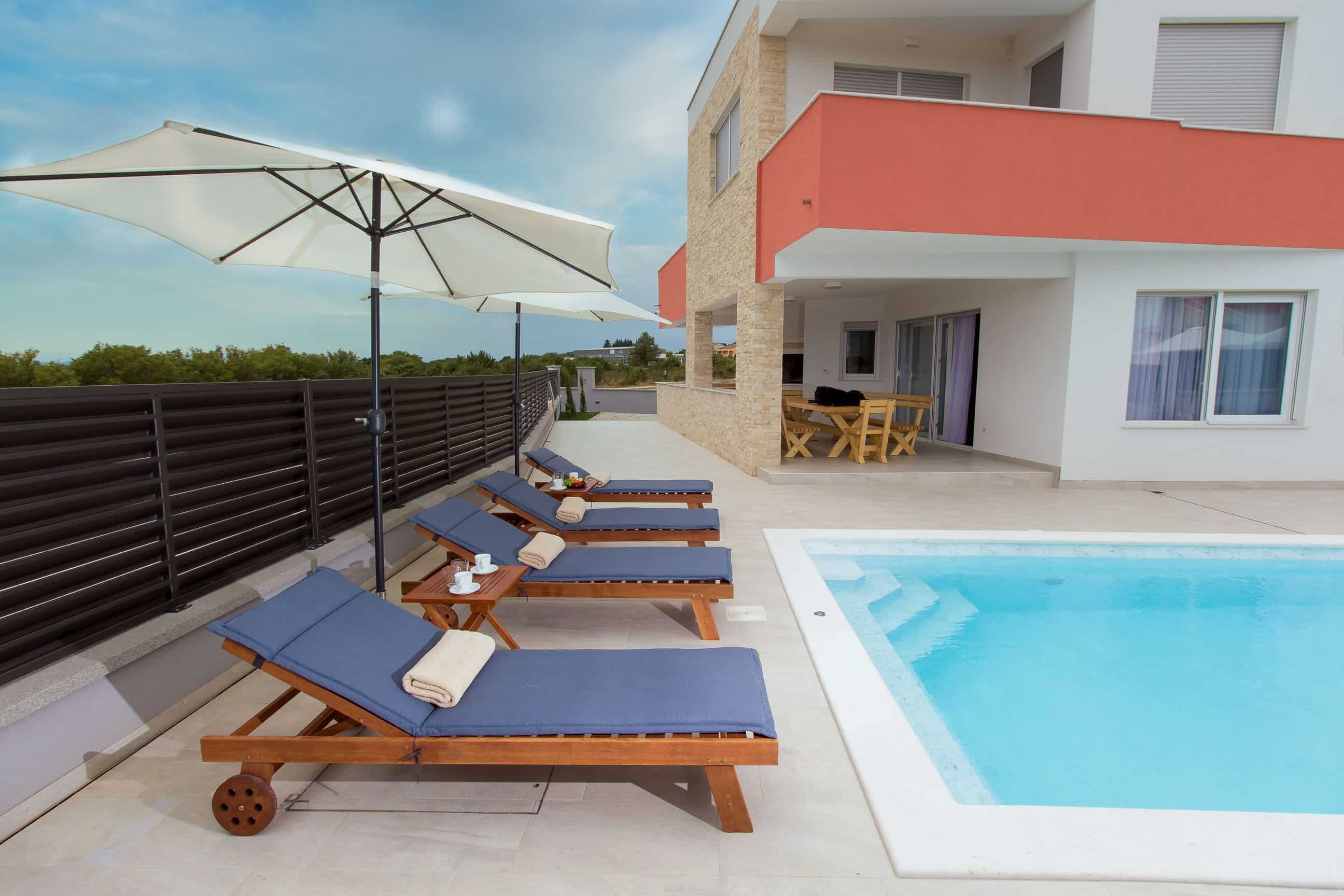 Luxusvilla in der Nähe von Zadar mit privatem Pool, Sauna und Jacuzzi