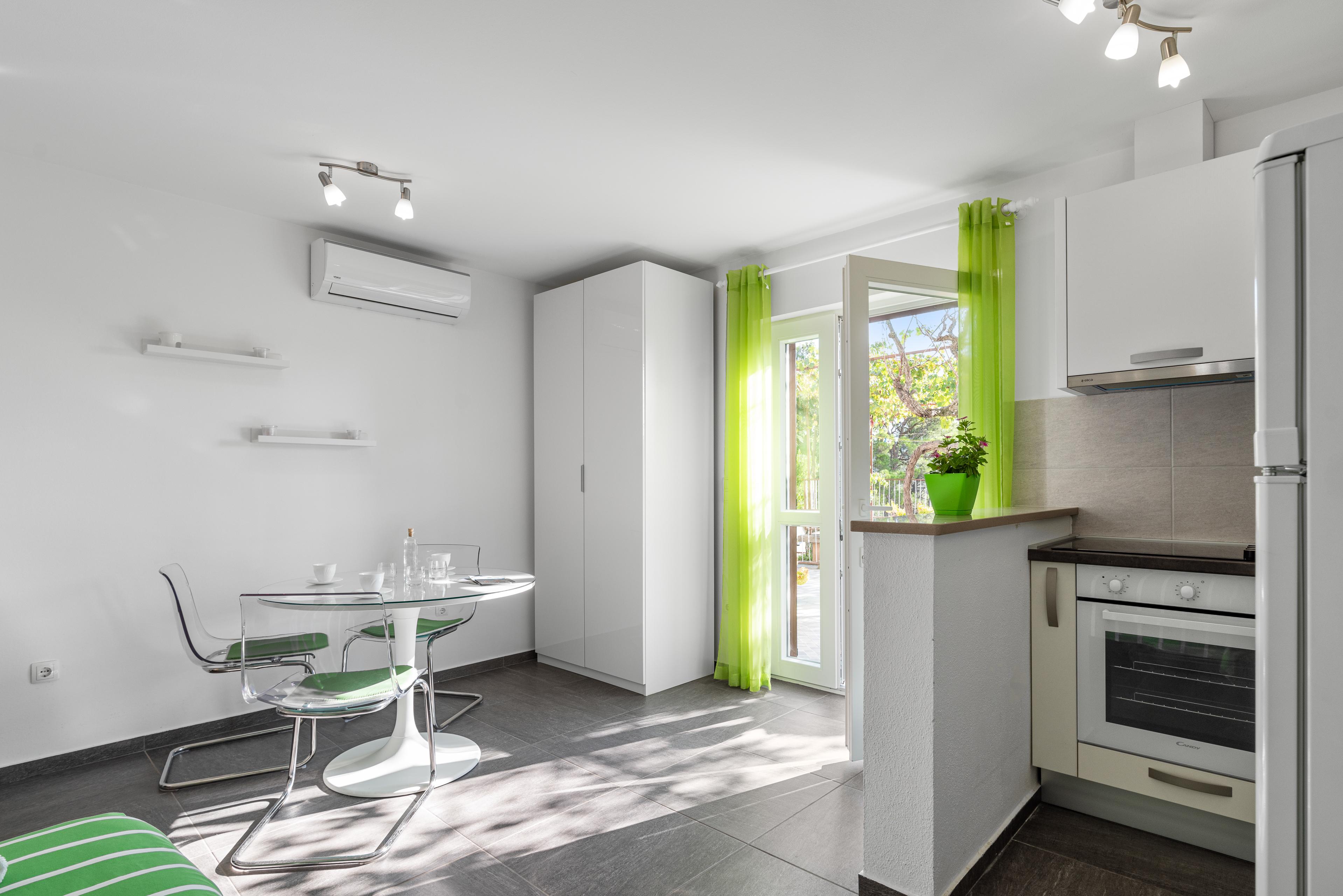 Studio in Bilice - WLAN, Klima