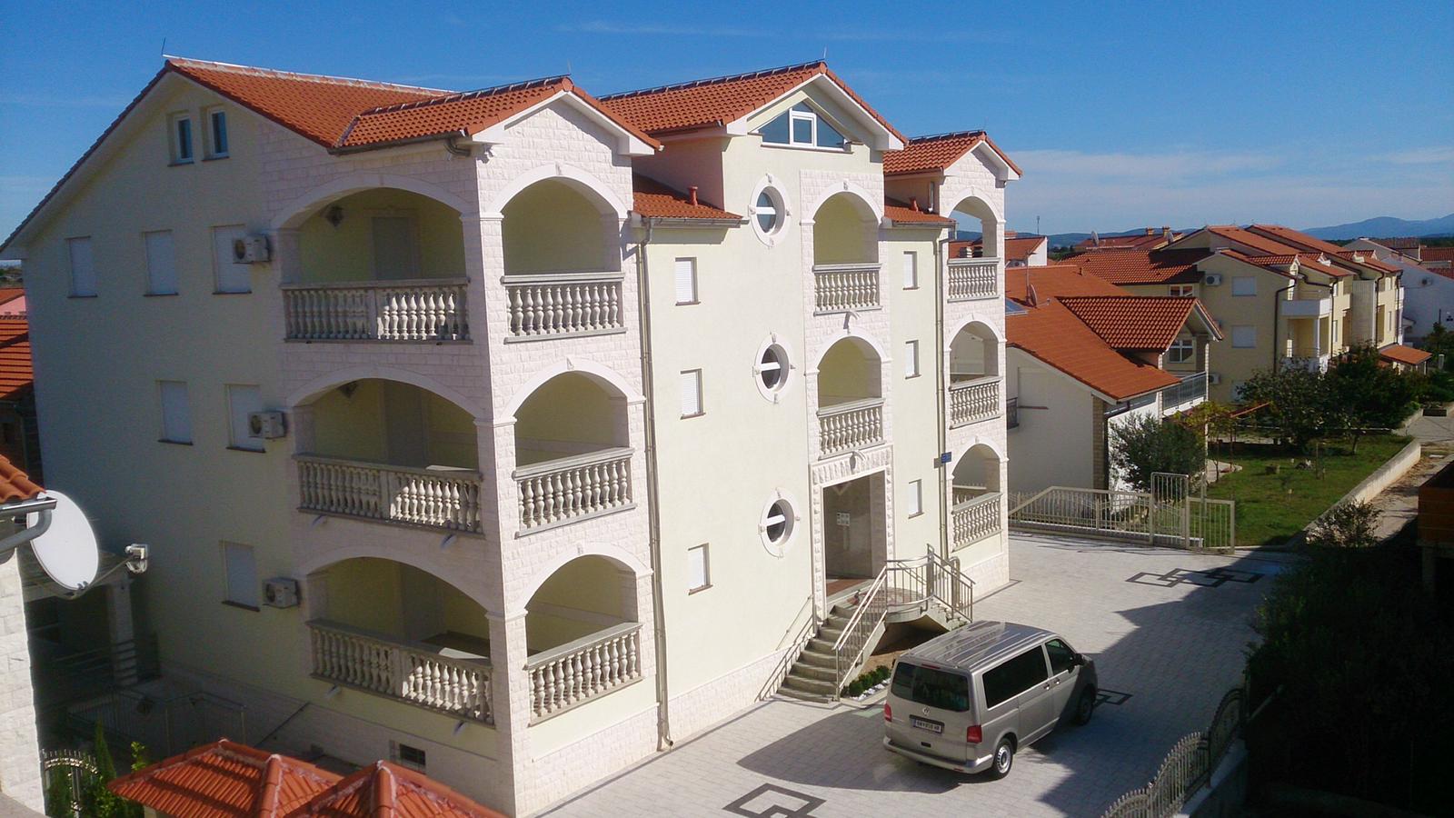 Ferienwohnung 400m vom Strand mit Balkon & Klima