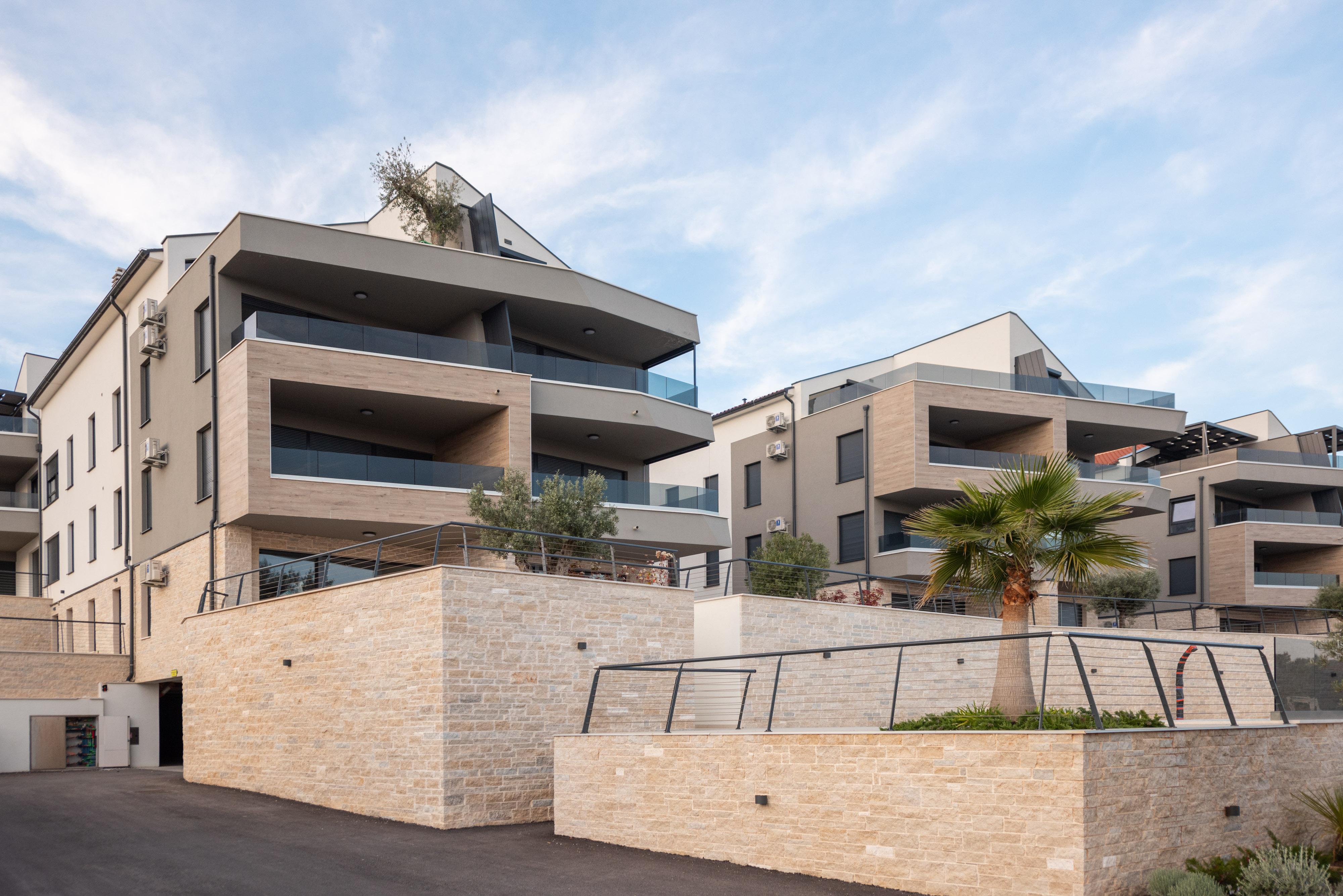 Modernes Apartment mit Meerblick & Gemeinschaftspool