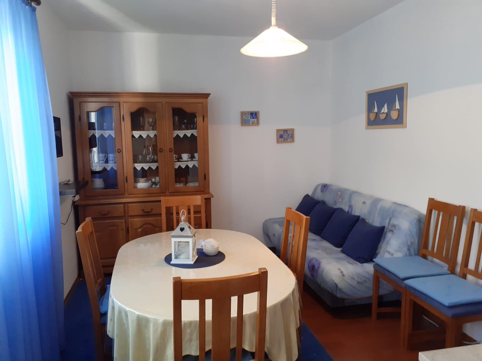 Appartment für 4-5 Personen , direkt am Meer