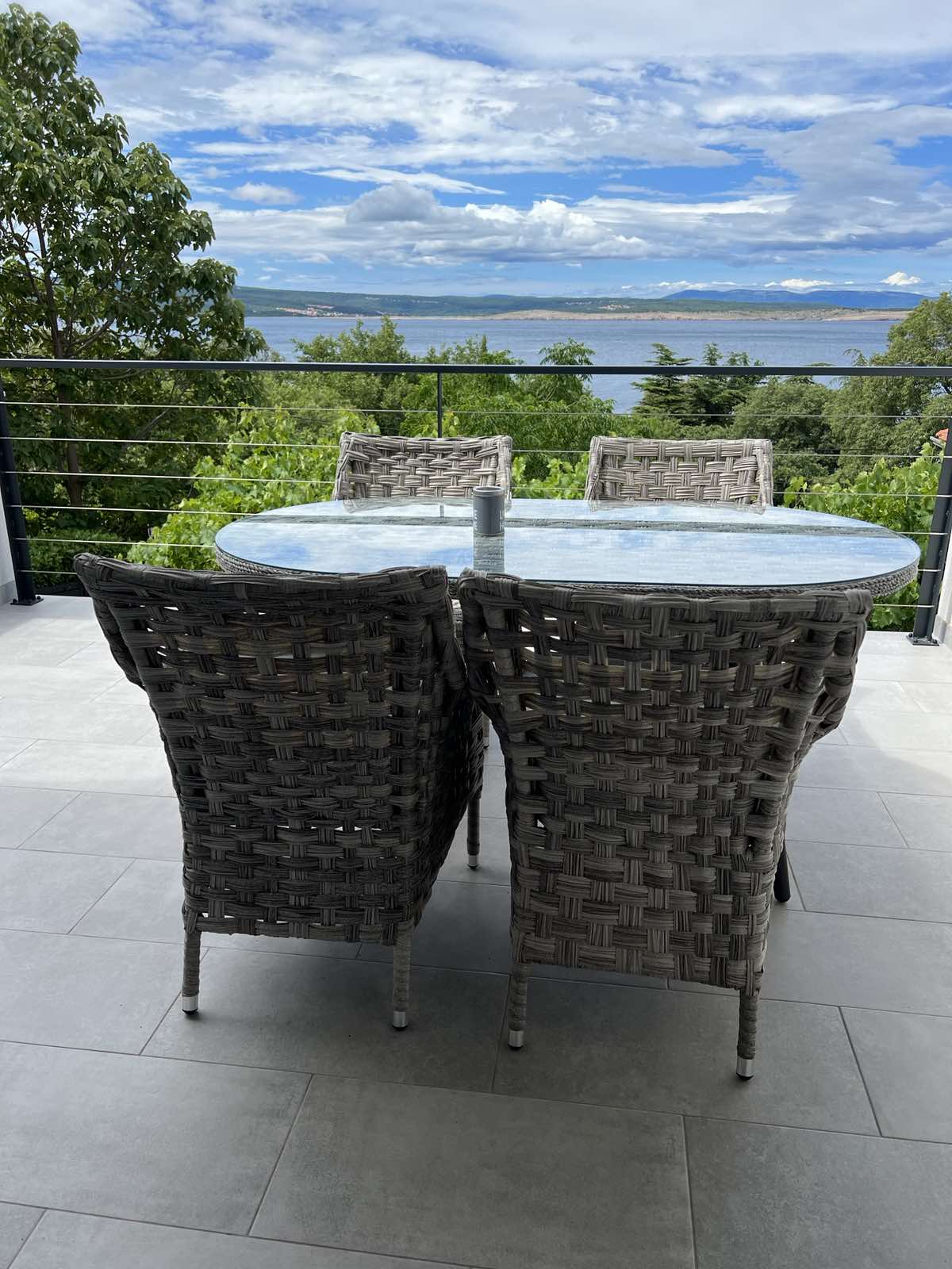 Gemütliche und moderne Wohnung am Meer