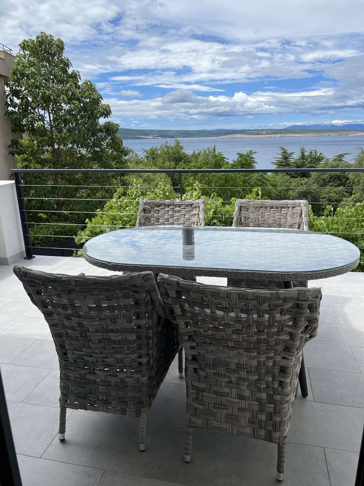 Gemütliche und moderne Wohnung am Meer