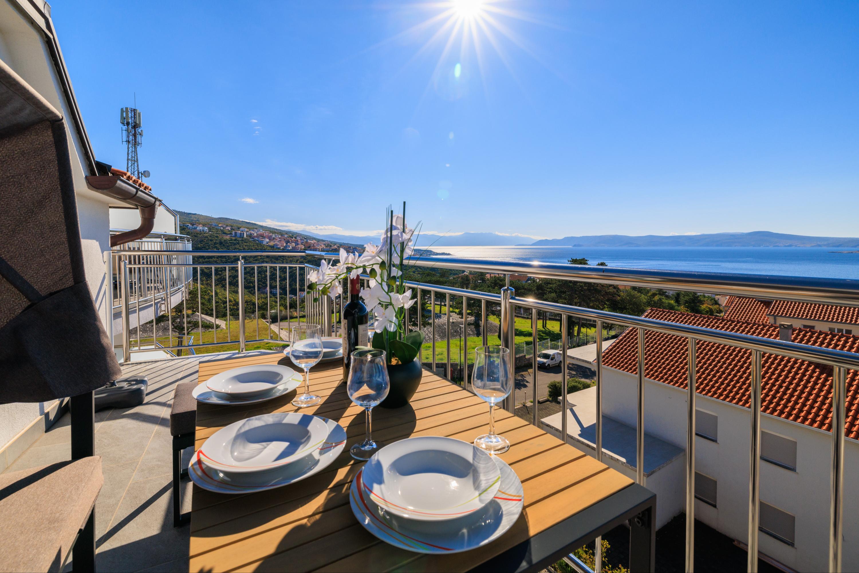 Fewo mit traumhaften Meerblick, Parkplatz, Klima, Wifi, Grill